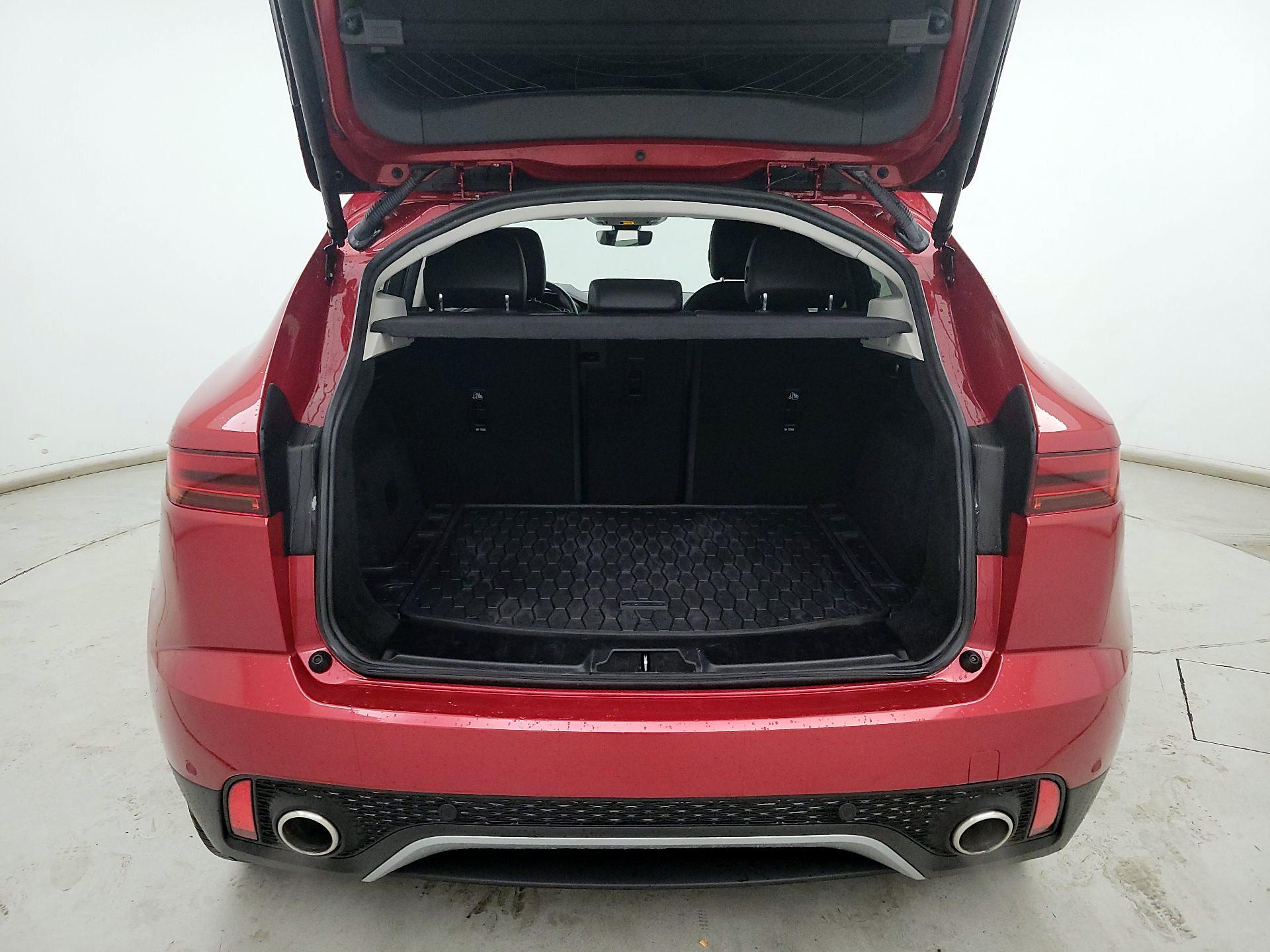 Thumbnail: 2023 Jaguar E-Pace - 19