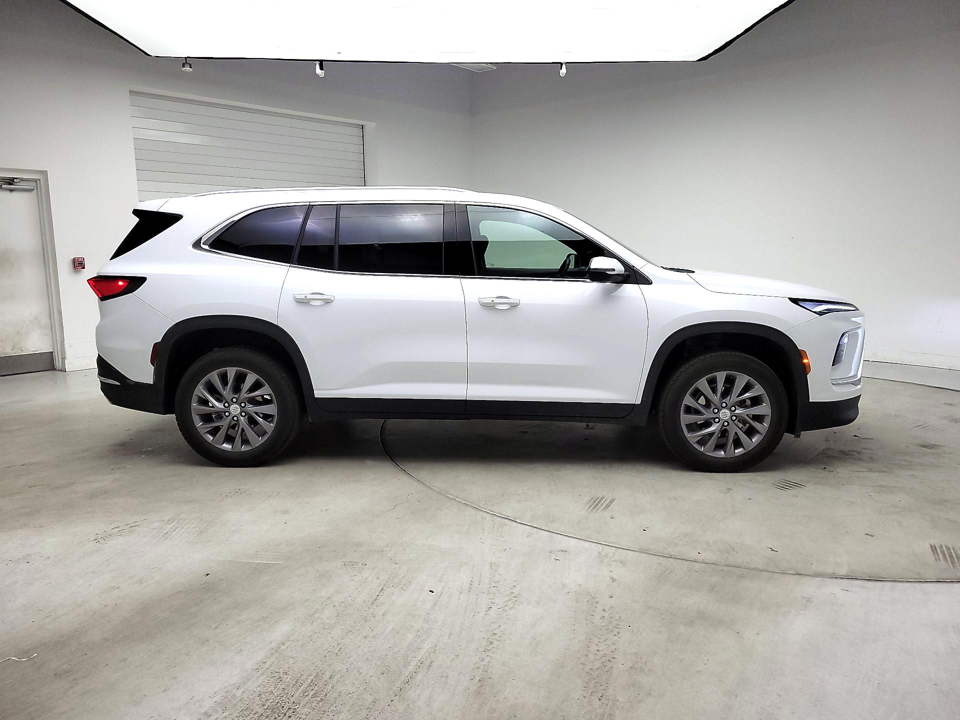 Thumbnail: 2025 Buick Enclave - 4