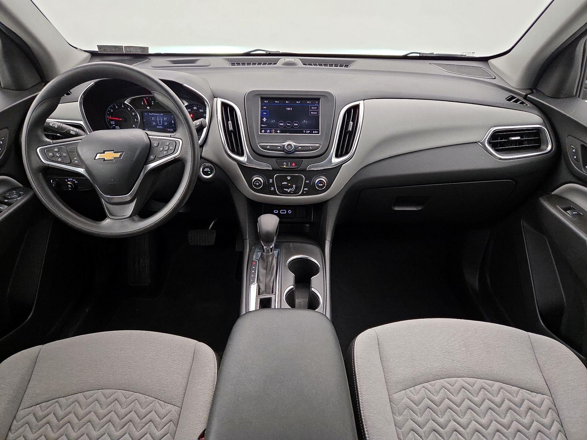 Thumbnail: 2022 Chevrolet Equinox - 9