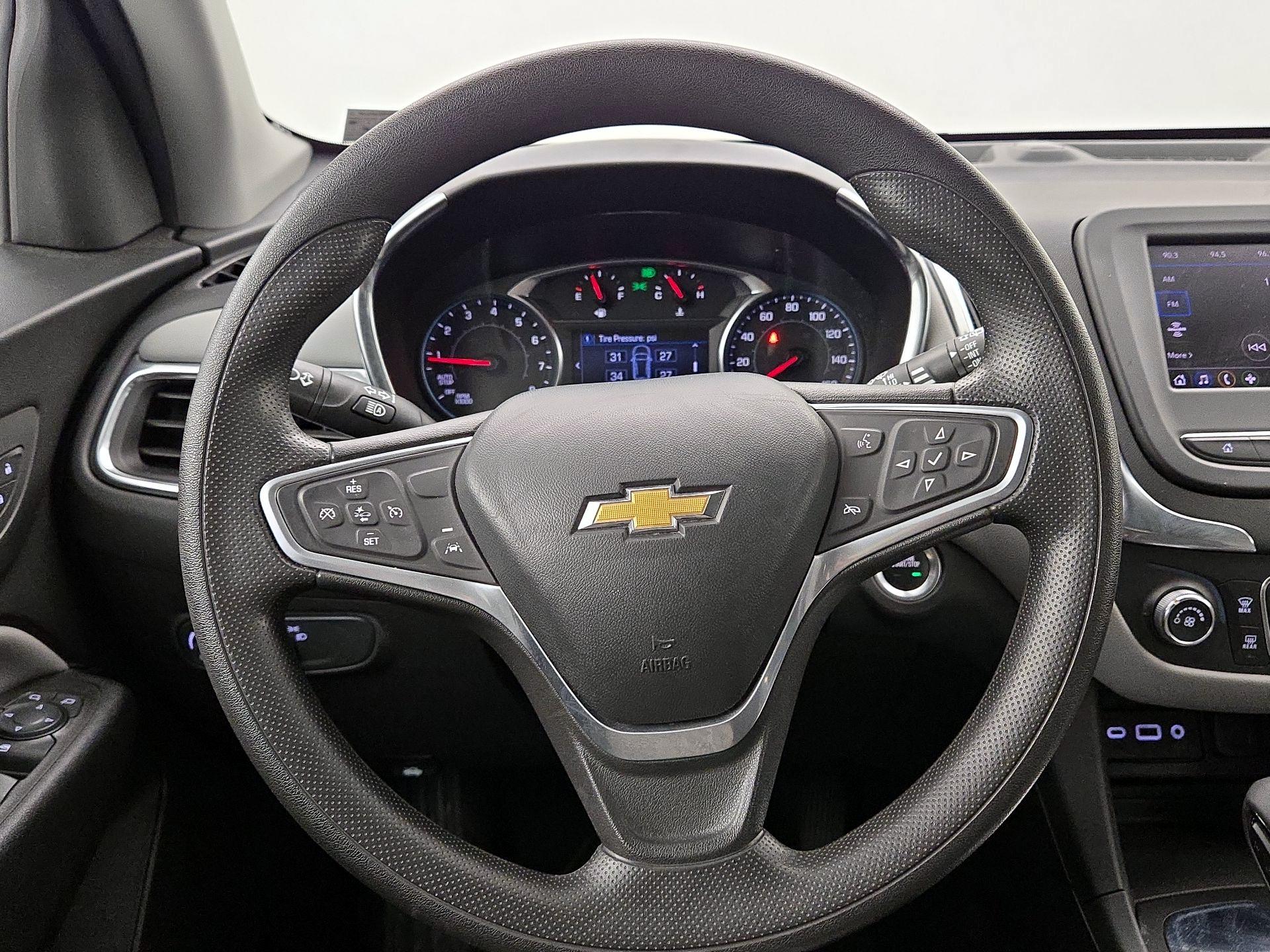 Thumbnail: 2022 Chevrolet Equinox - 10