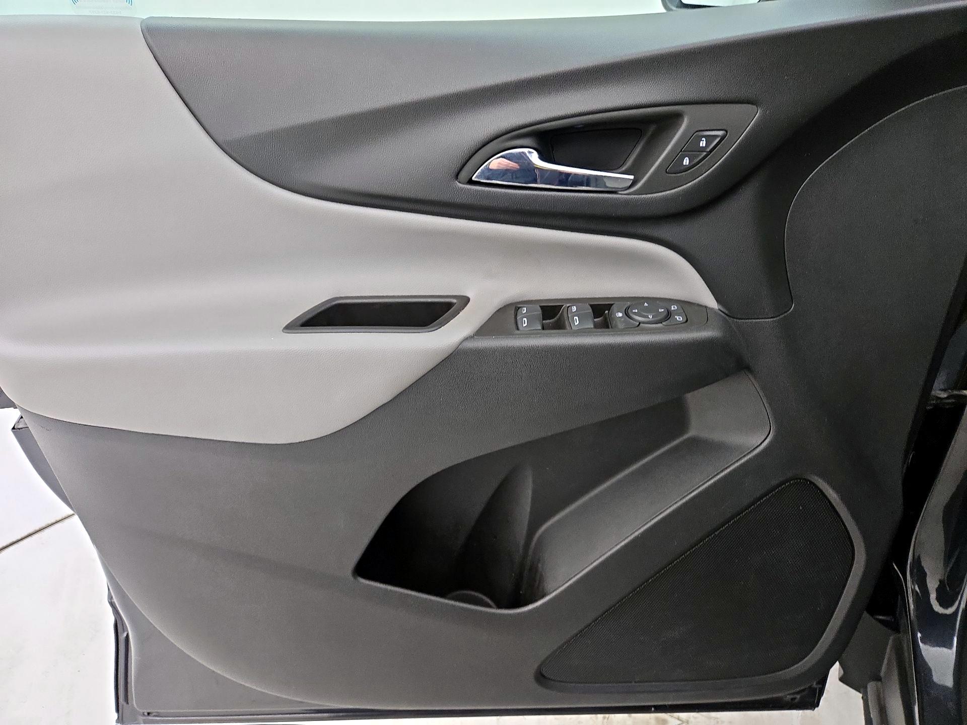 Thumbnail: 2022 Chevrolet Equinox - 12