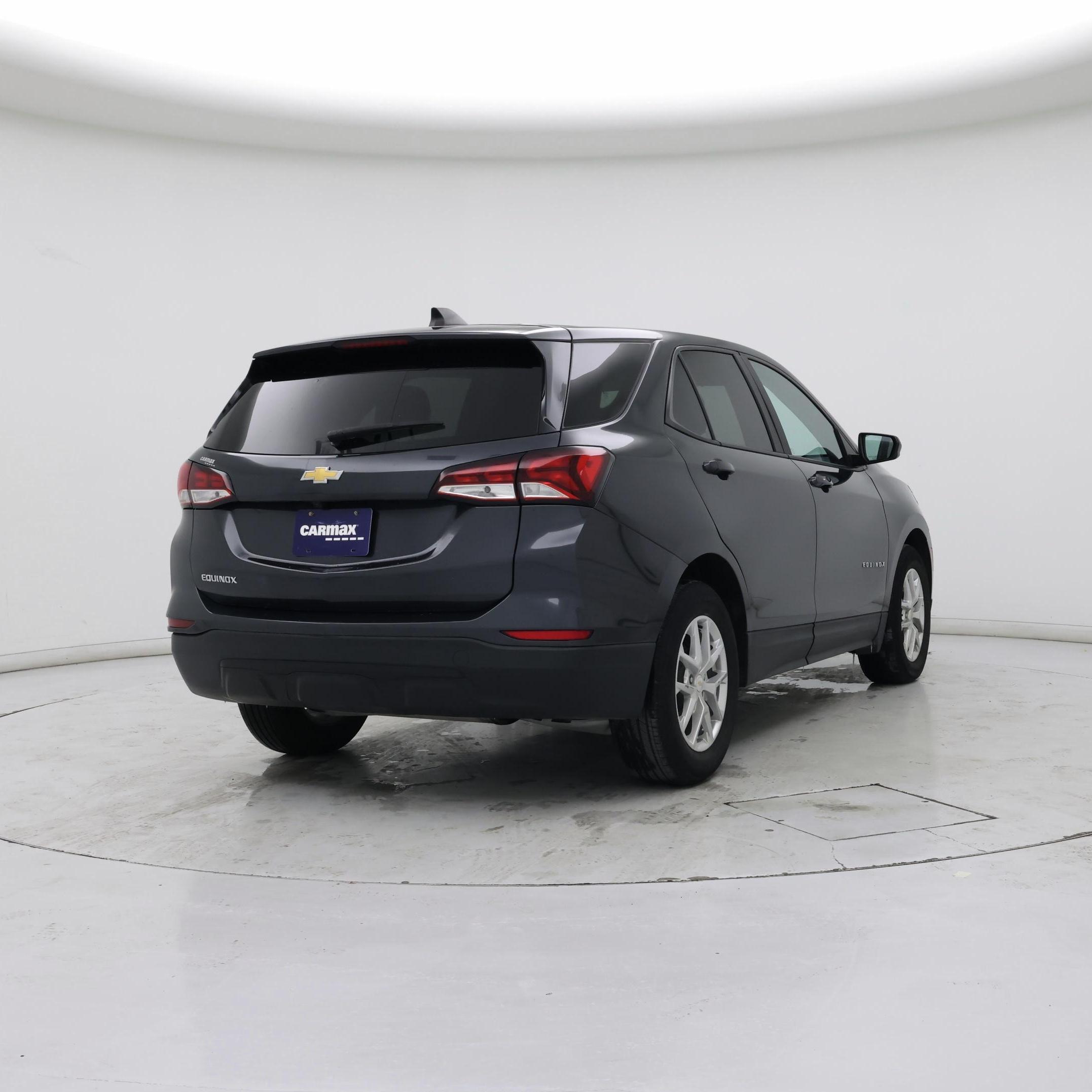 Thumbnail: 2022 Chevrolet Equinox - 8