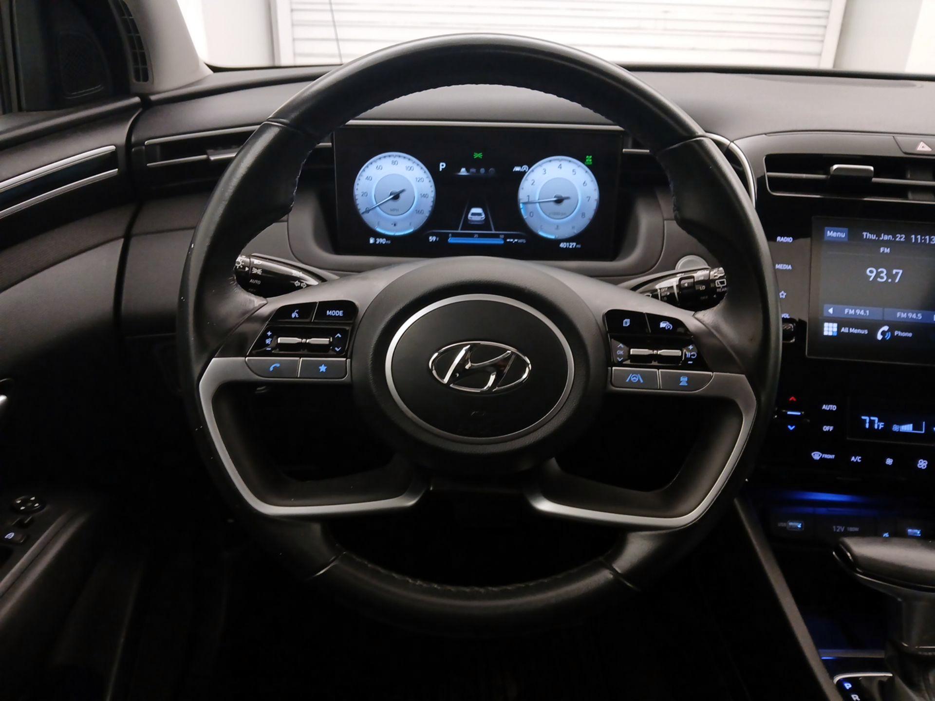 Thumbnail: 2023 Hyundai Tucson - 10