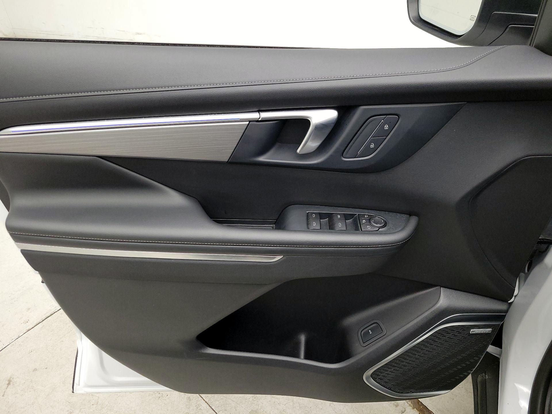 Thumbnail: 2025 Buick Enclave - 12