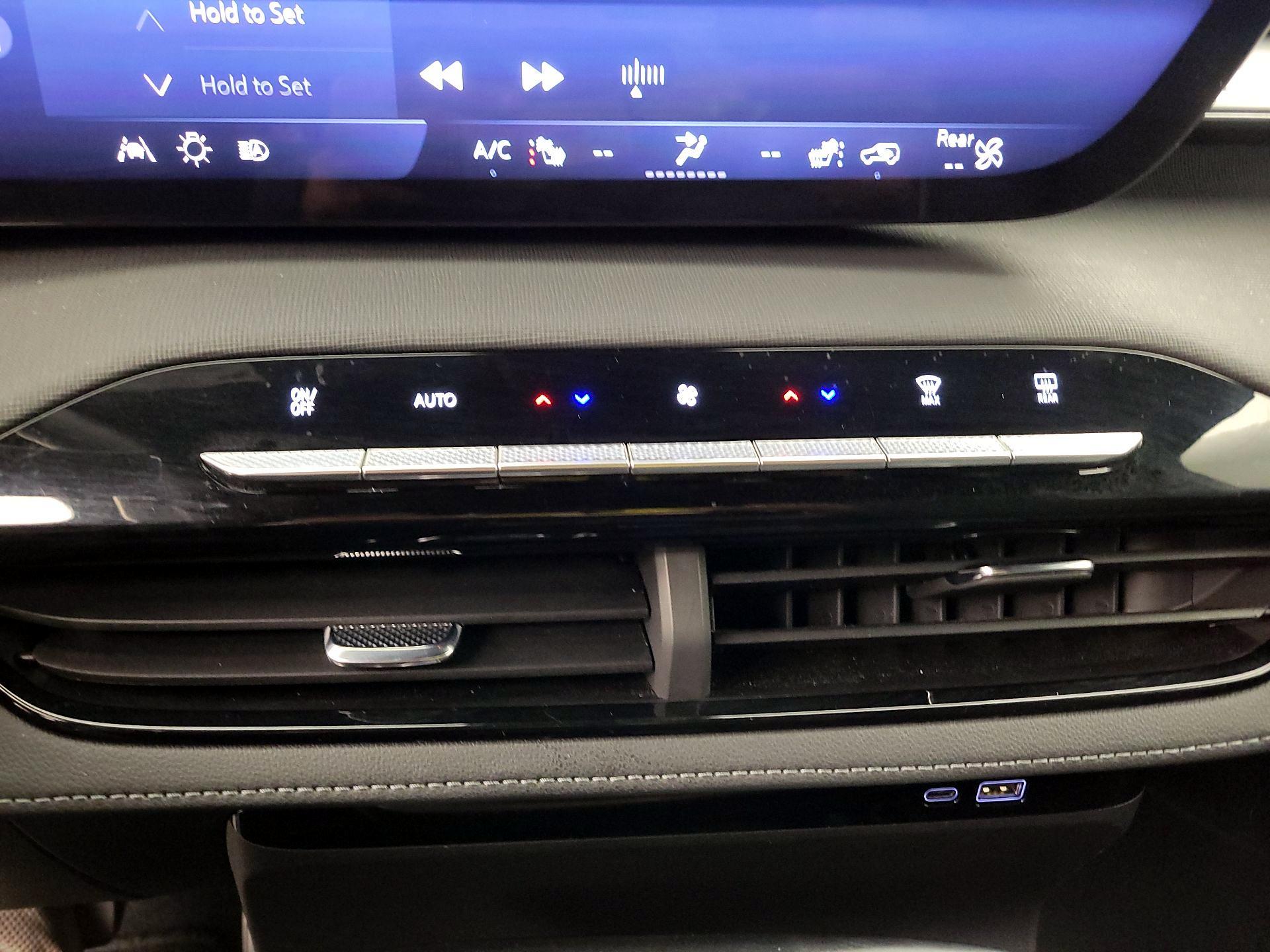 Thumbnail: 2025 Buick Enclave - 16