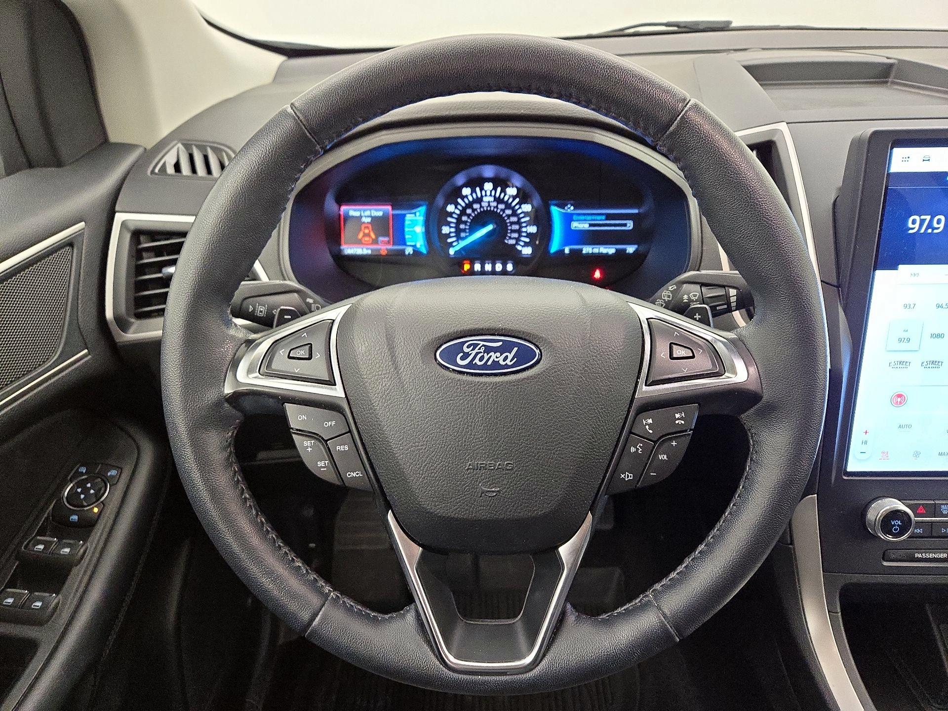 Thumbnail: 2022 Ford Edge - 10