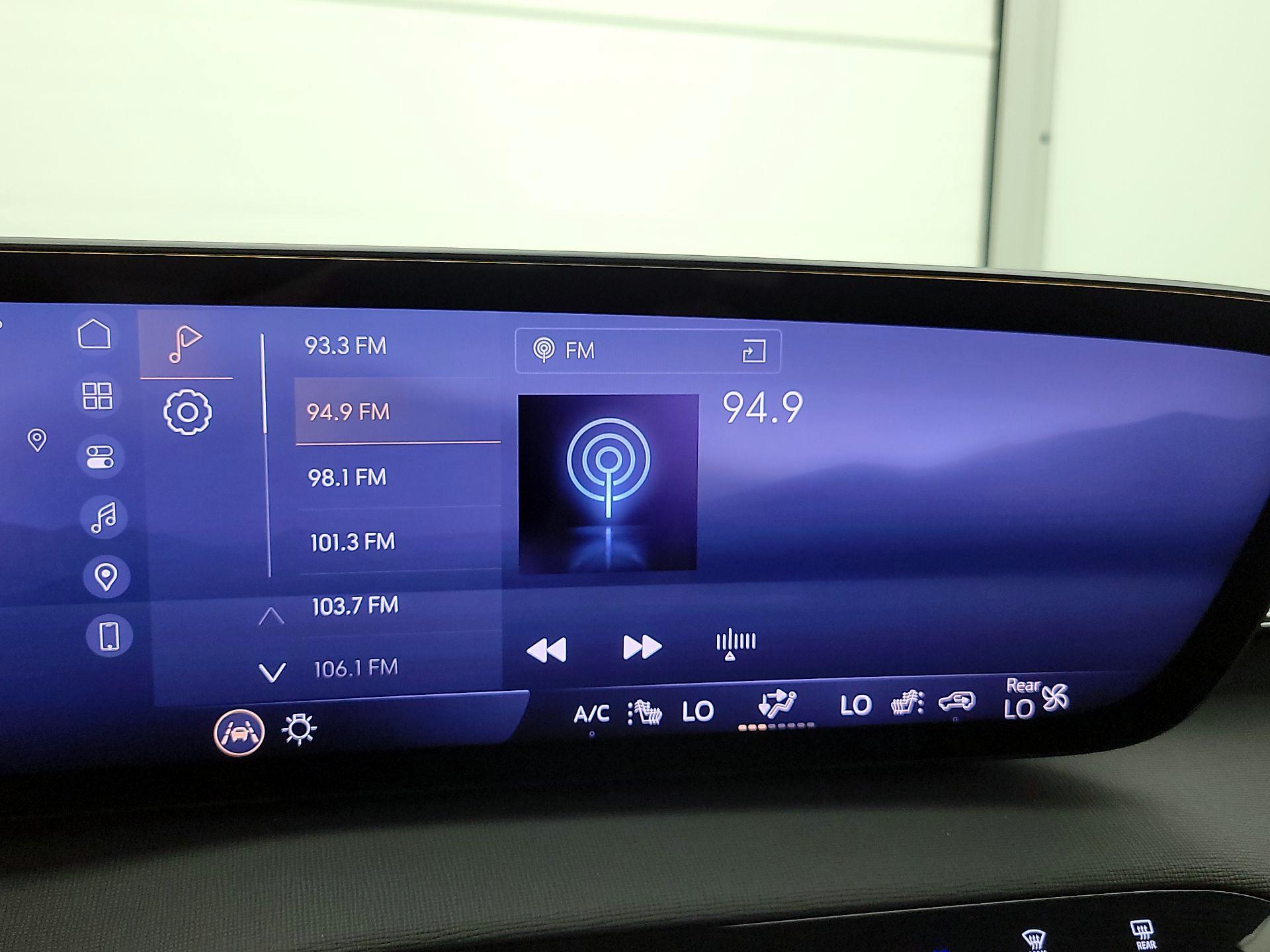 Thumbnail: 2025 Buick Enclave - 16