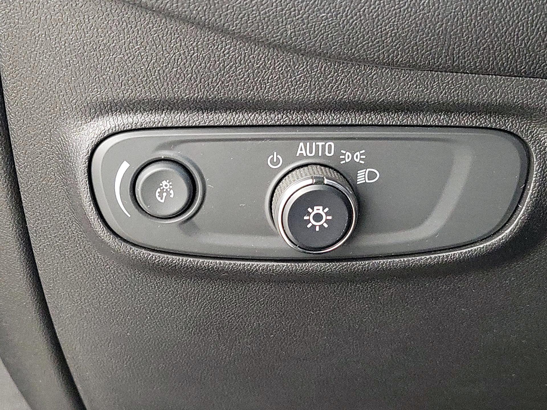 Thumbnail: 2023 Chevrolet Equinox - 13