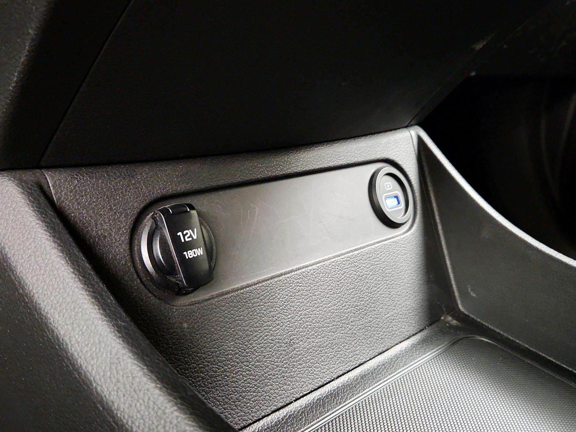 Thumbnail: 2022 Hyundai Santa Fe - 18