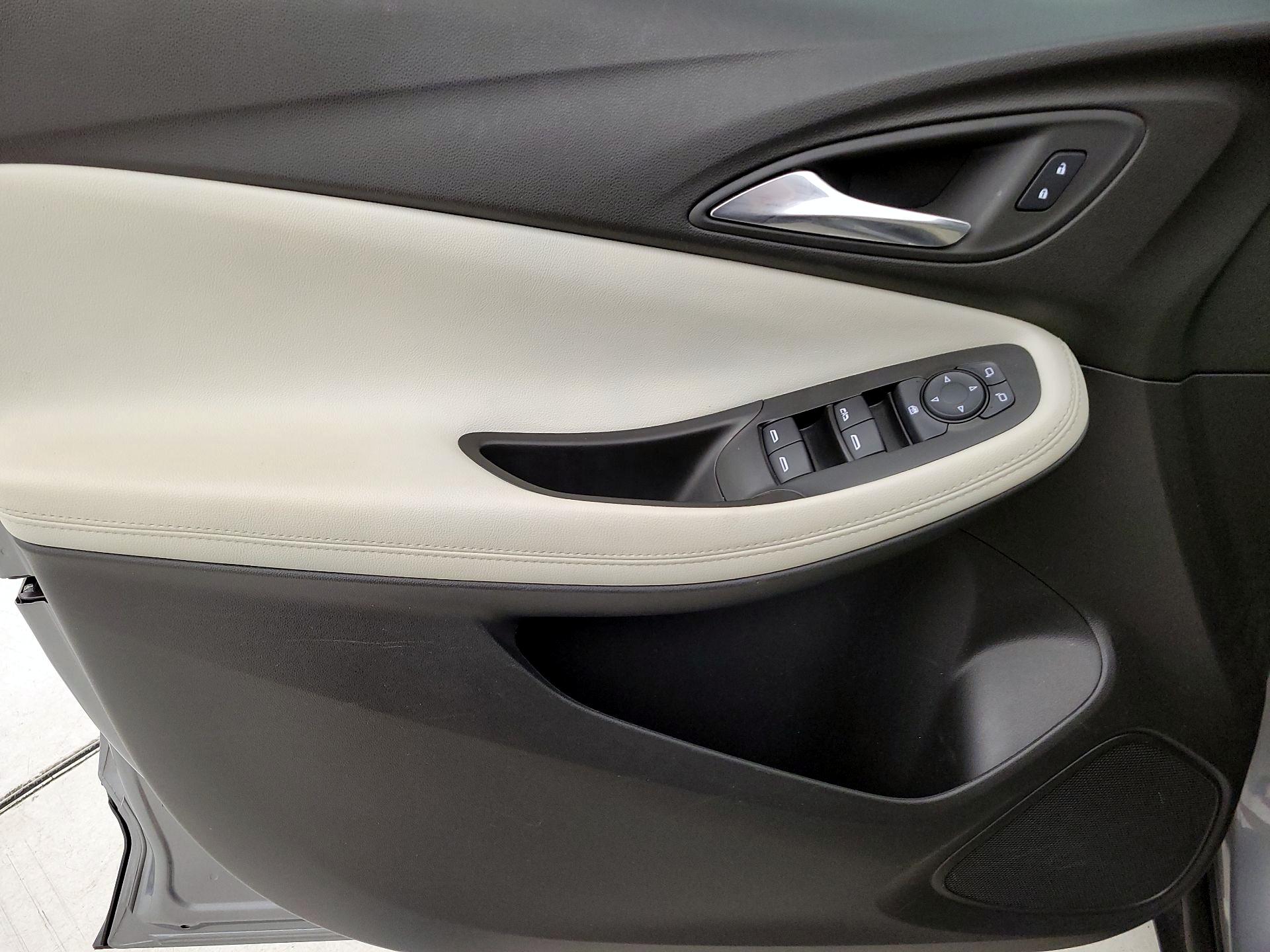 Thumbnail: 2023 Buick Encore GX - 12