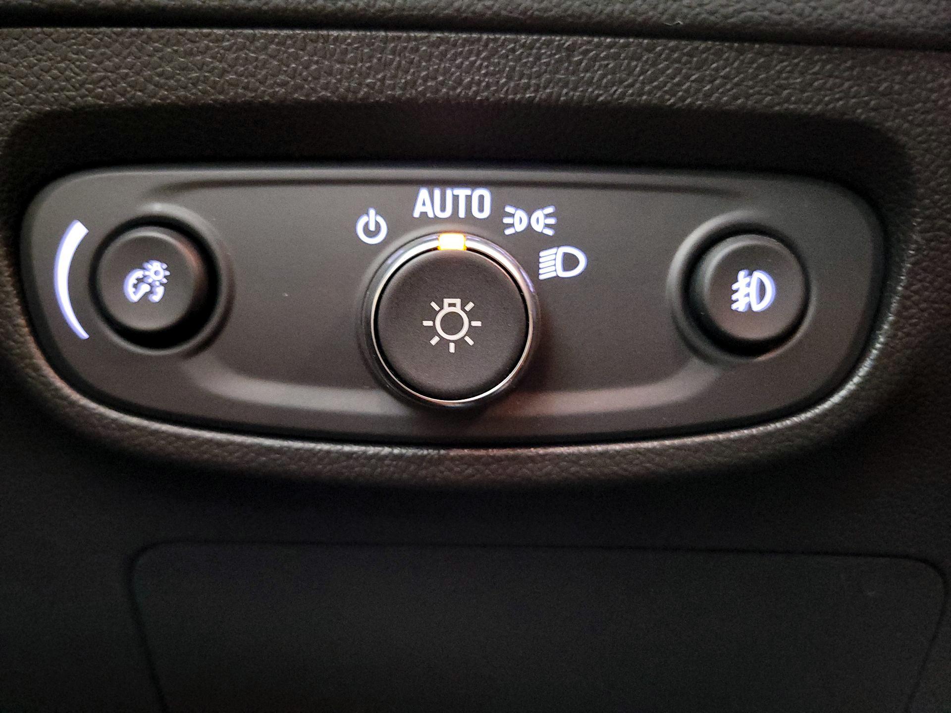 Thumbnail: 2023 Buick Encore GX - 13