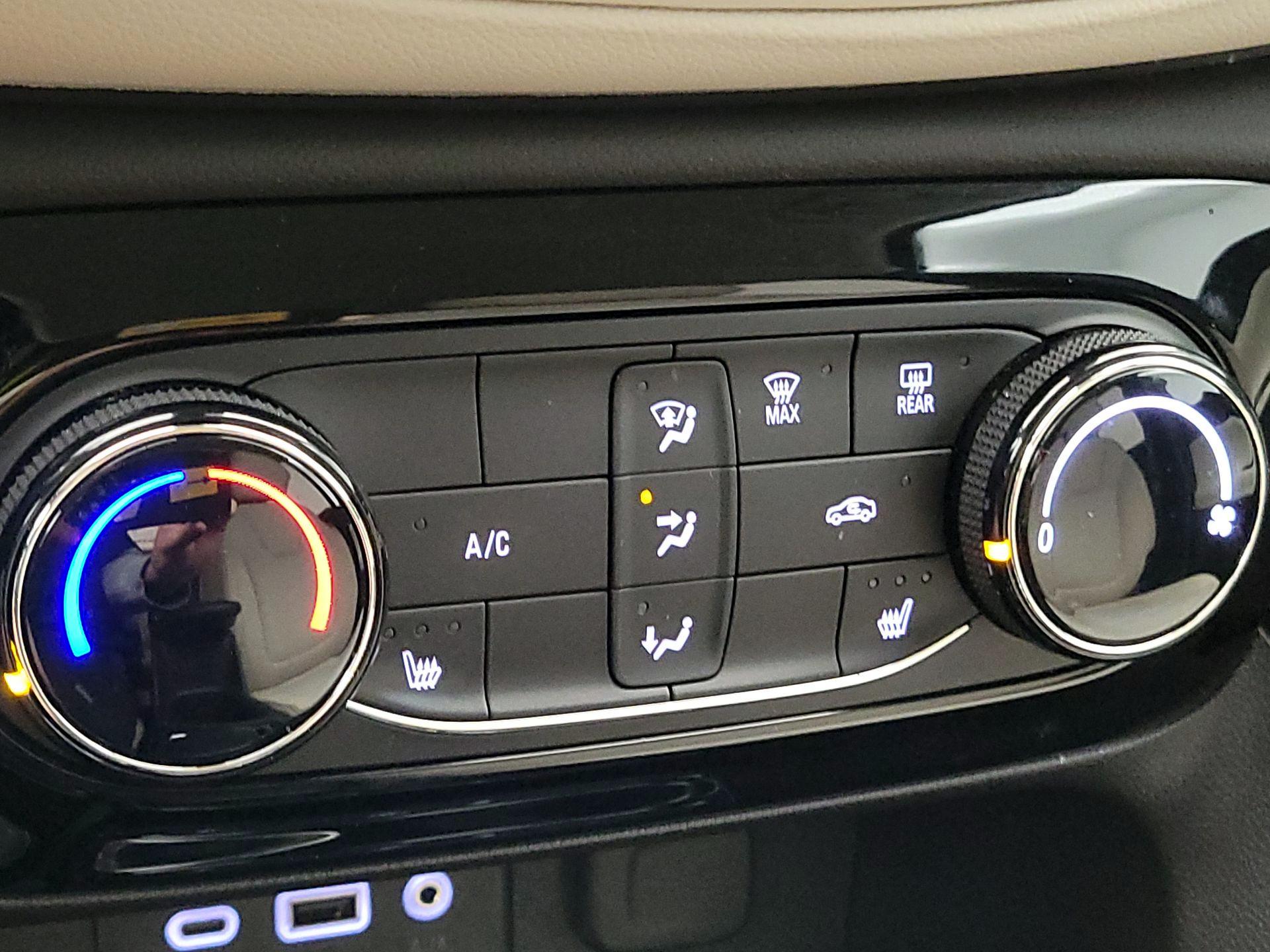 Thumbnail: 2023 Buick Encore GX - 16