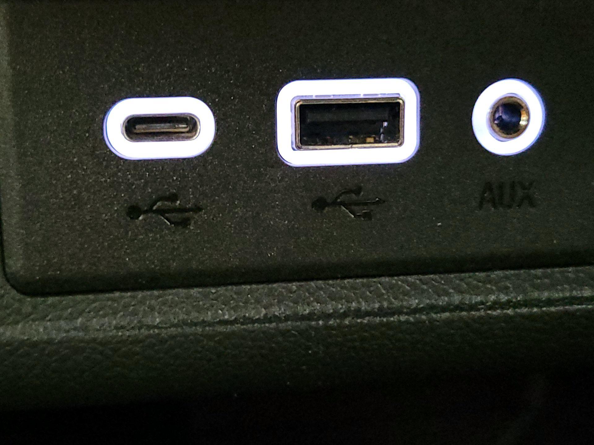 Thumbnail: 2023 Buick Encore GX - 18