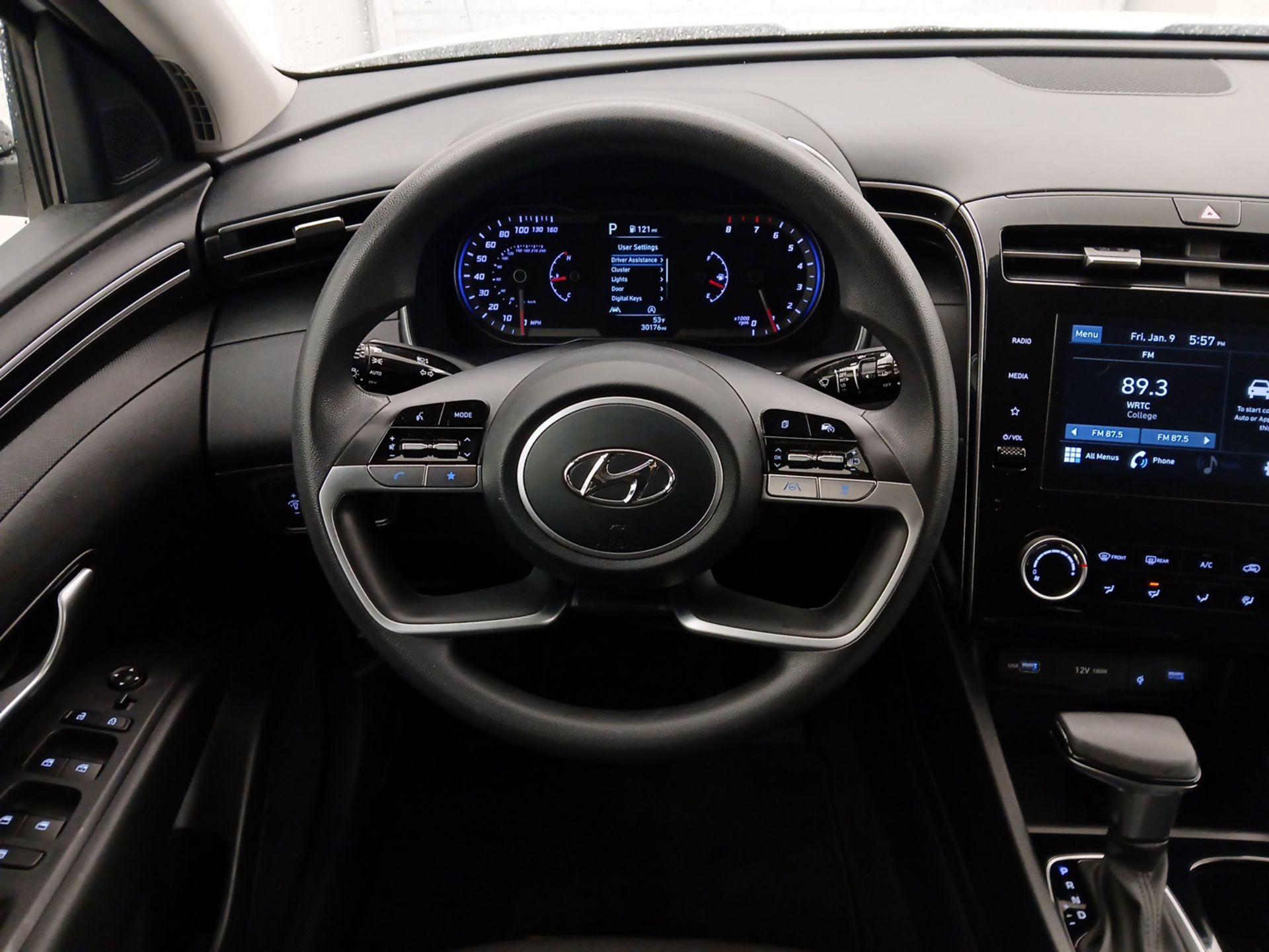 Thumbnail: 2023 Hyundai Tucson - 10