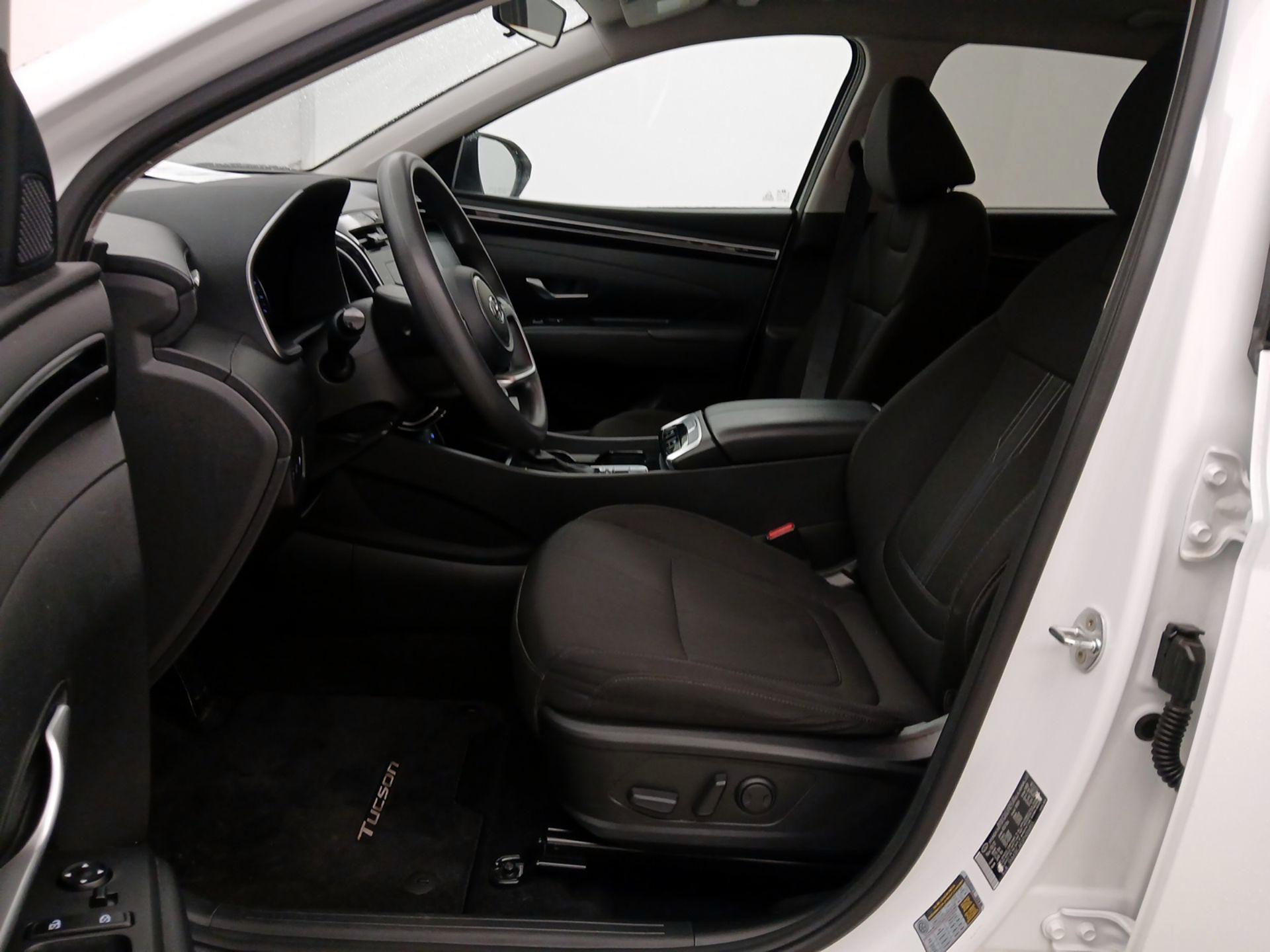 Thumbnail: 2023 Hyundai Tucson - 11