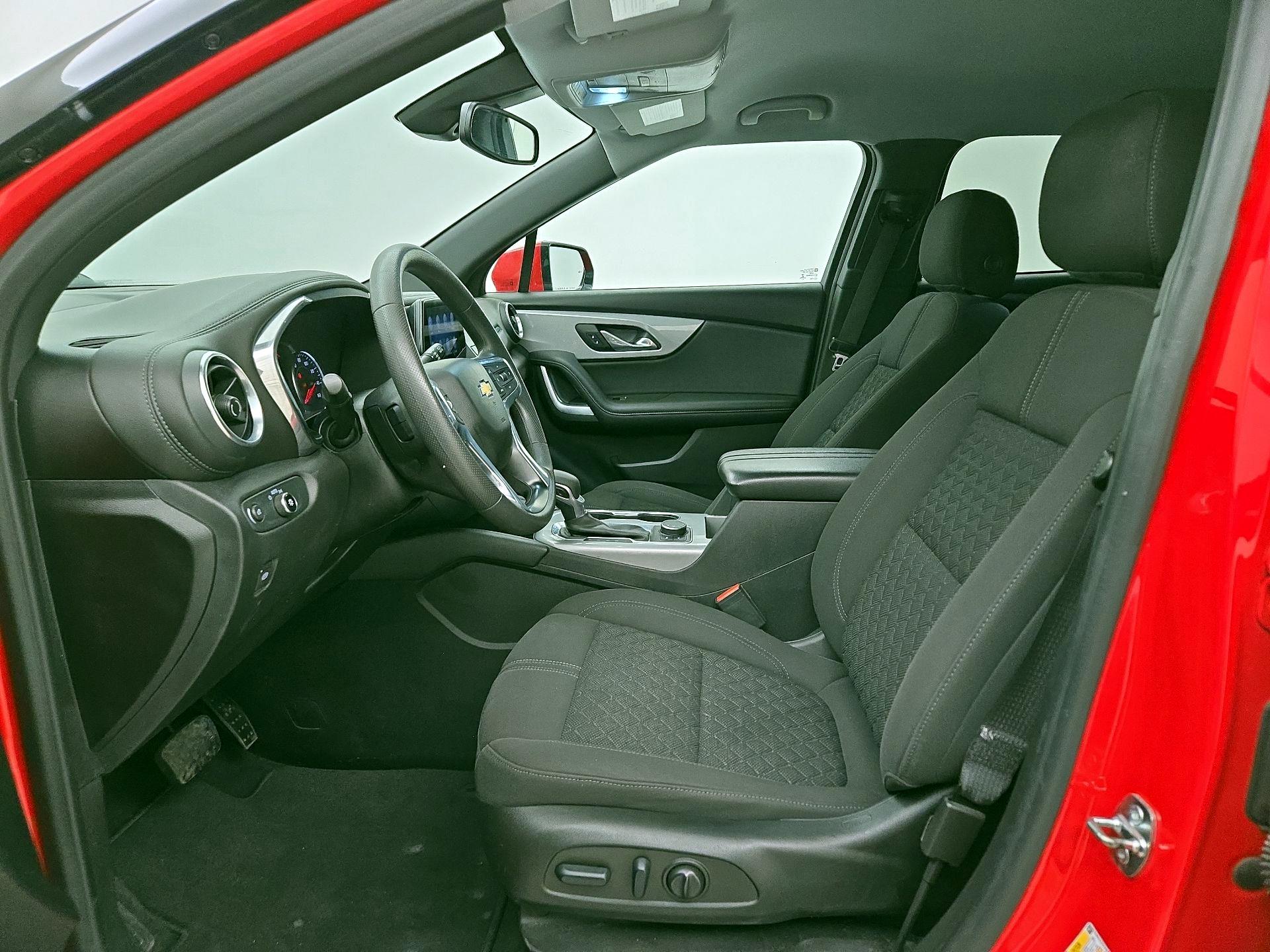 Thumbnail: 2022 Chevrolet Blazer - 11