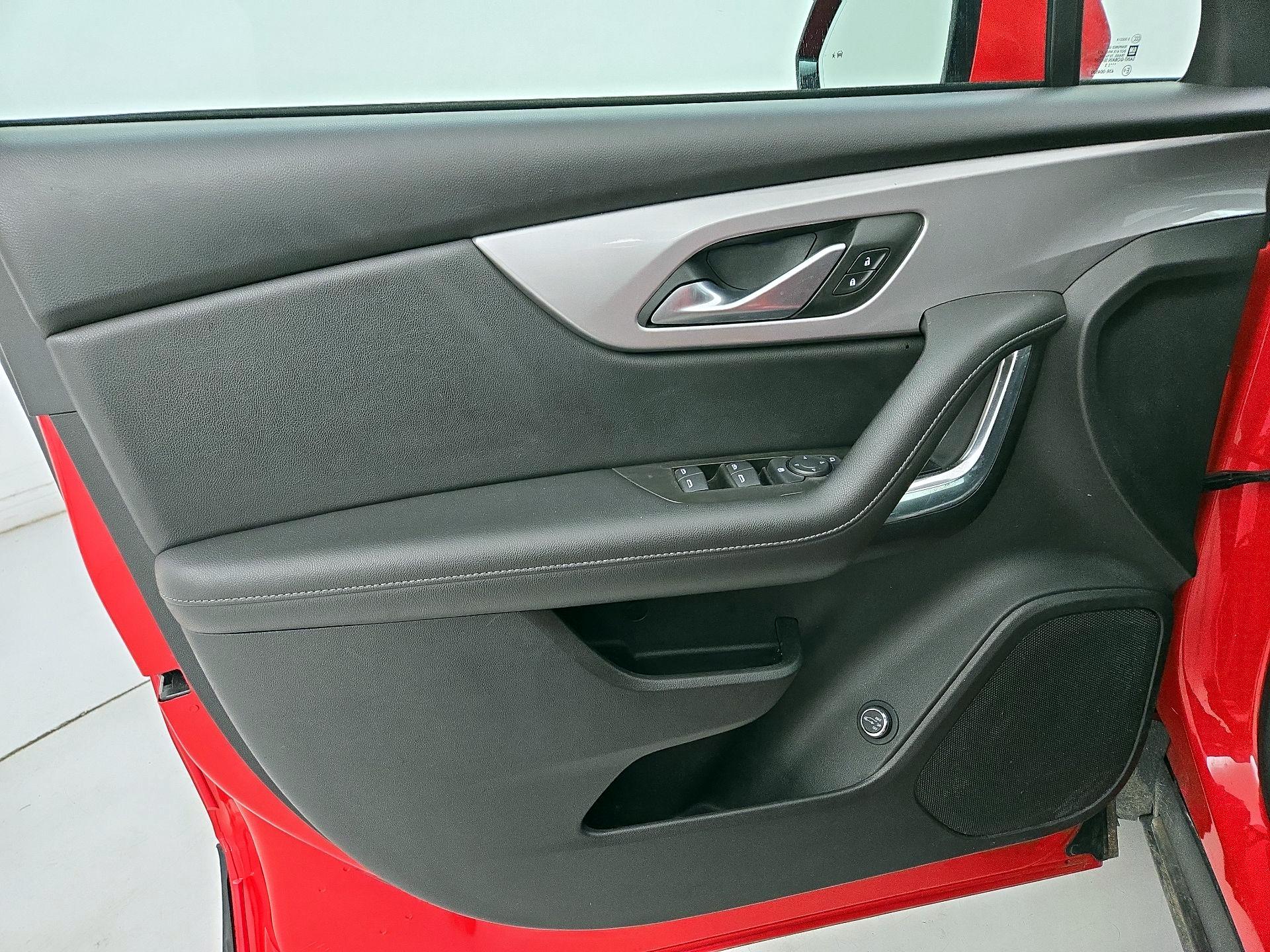 Thumbnail: 2022 Chevrolet Blazer - 12