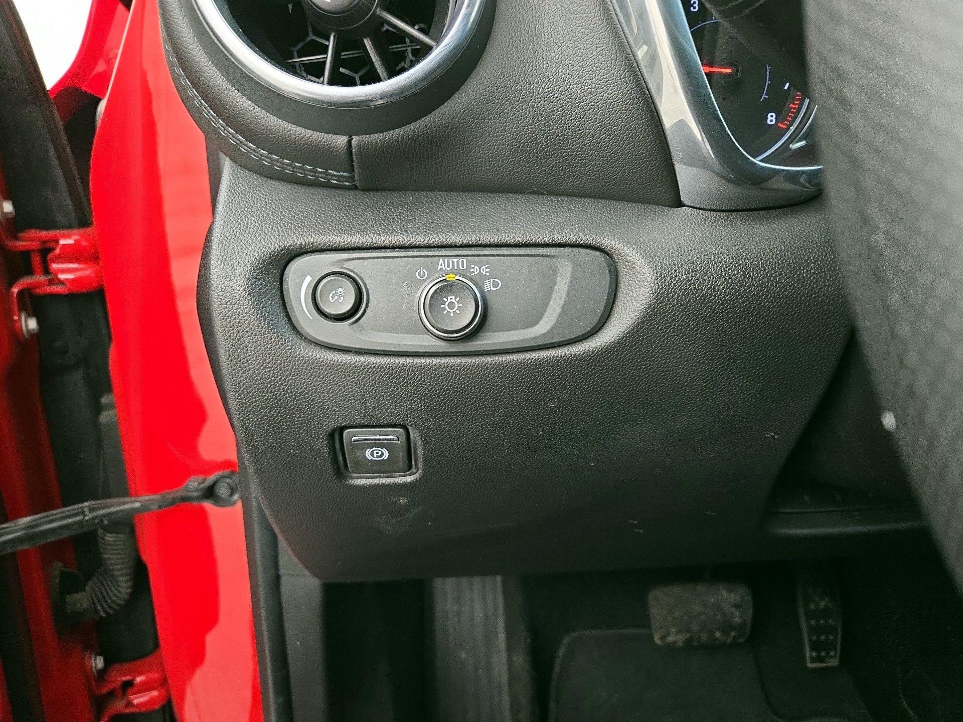 Thumbnail: 2022 Chevrolet Blazer - 13