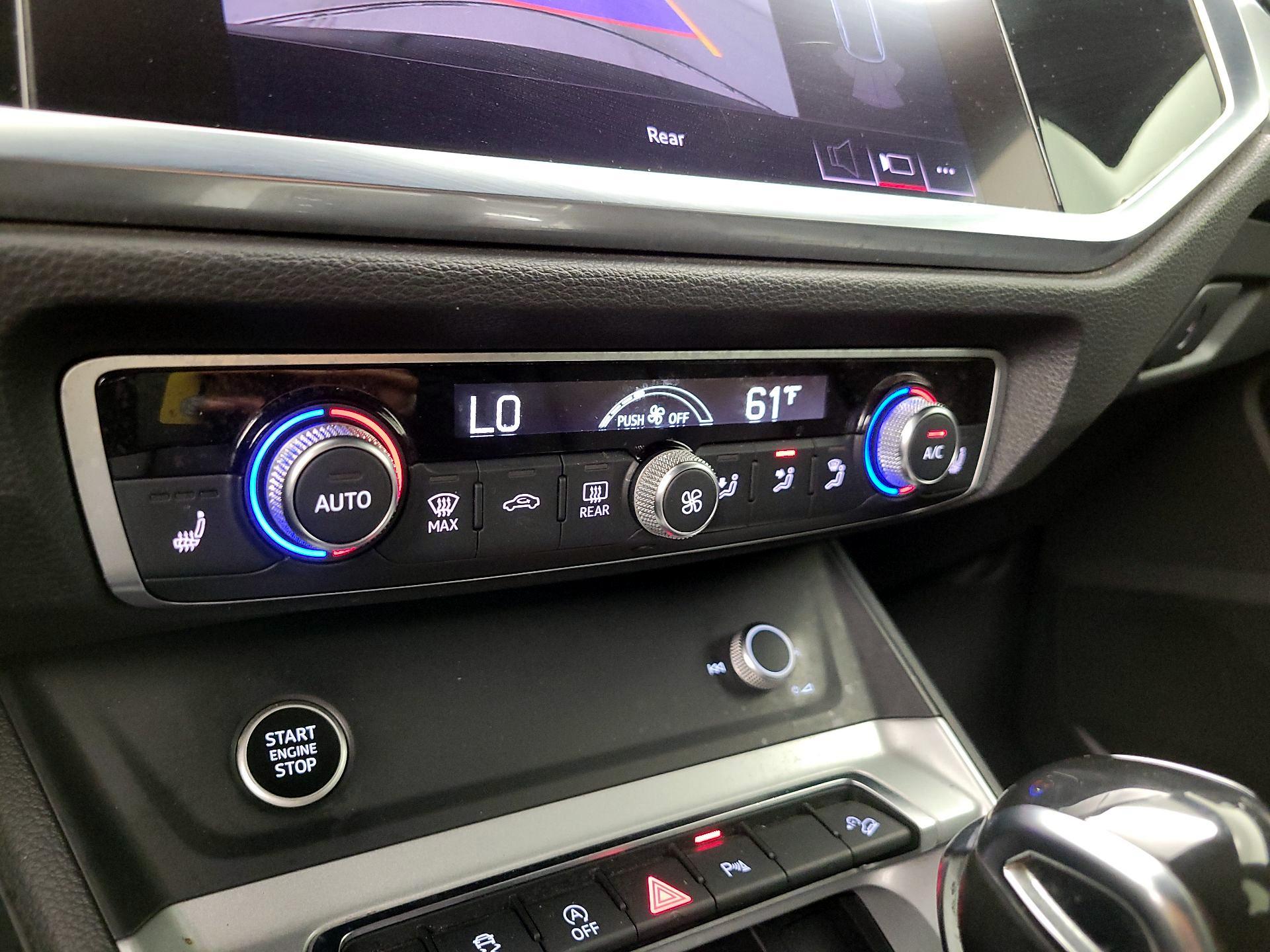 Thumbnail: 2021 Audi Q3 - 16