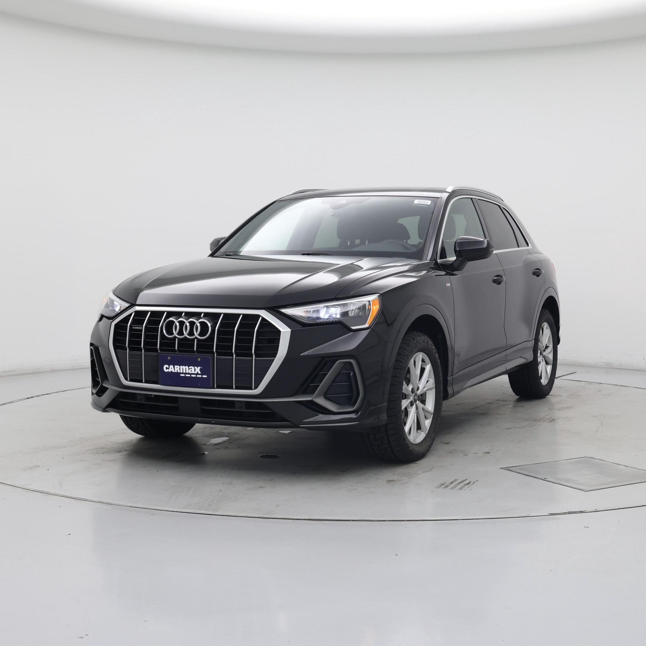 Thumbnail: 2021 Audi Q3 - 4