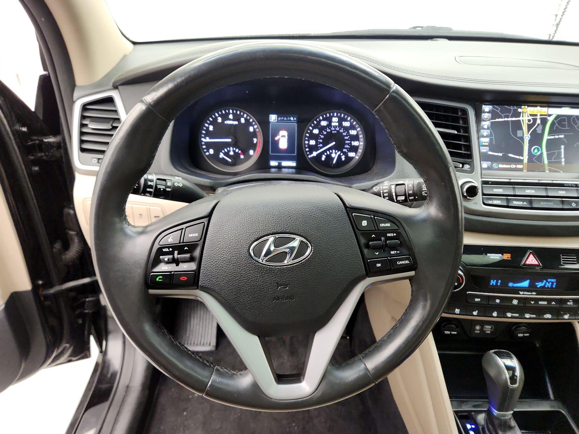 Thumbnail: 2018 Hyundai Tucson - 10