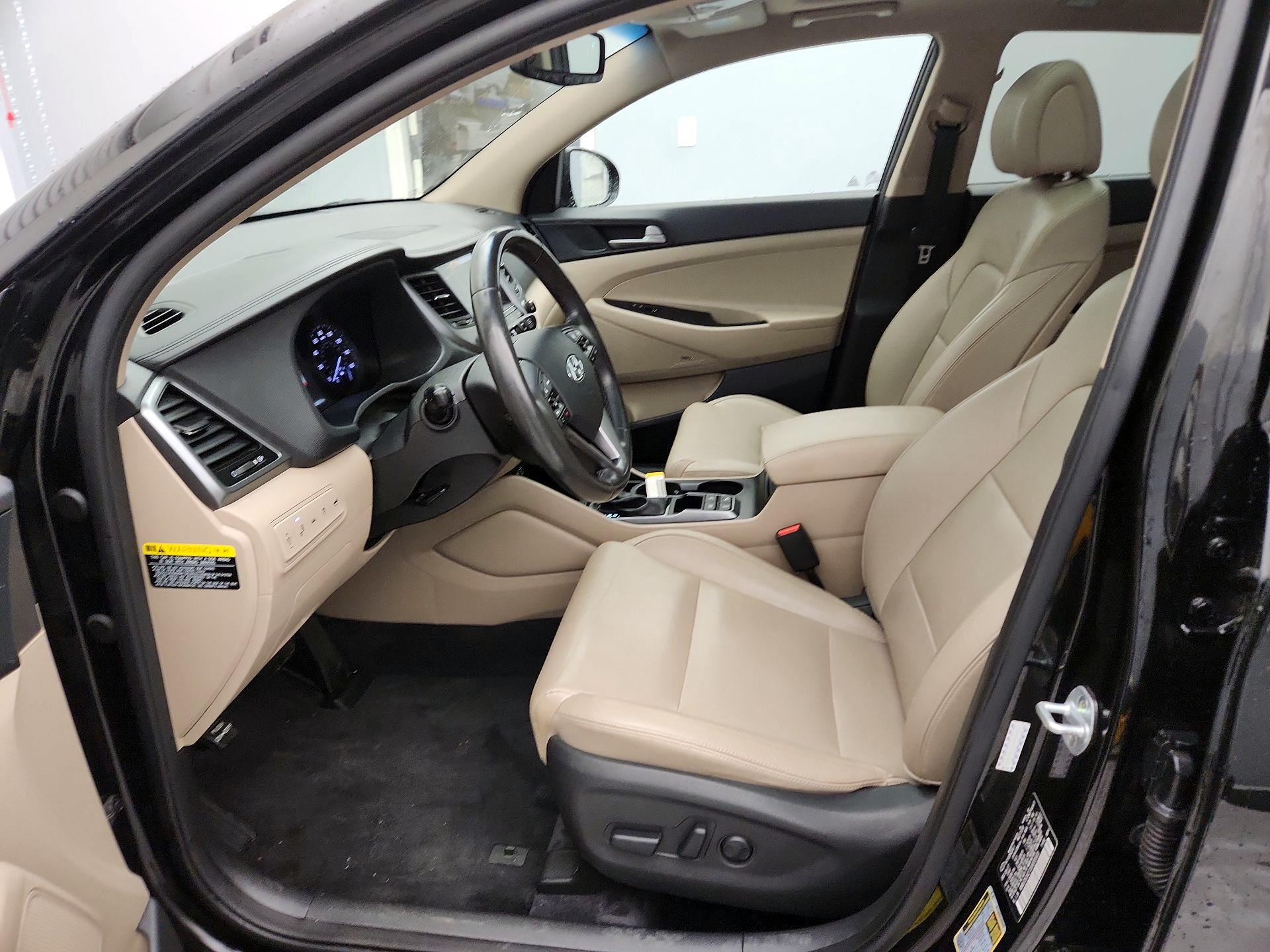 Thumbnail: 2018 Hyundai Tucson - 11