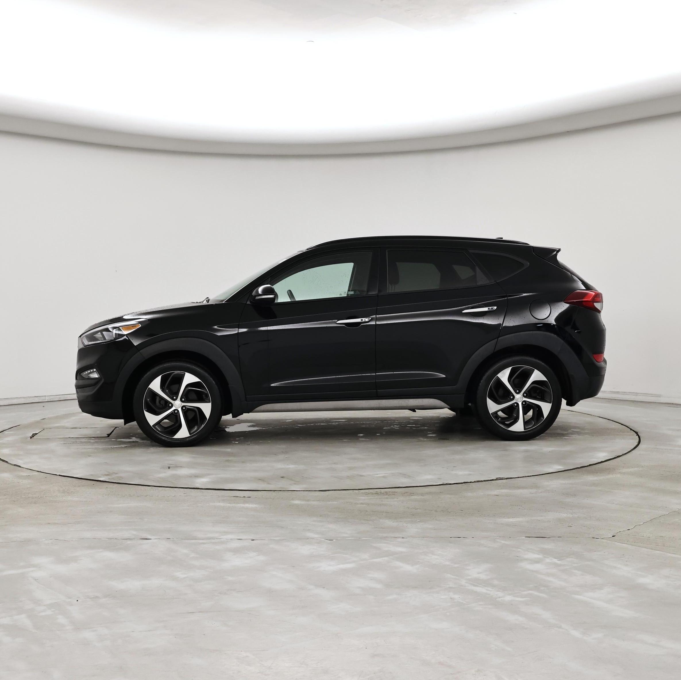 Thumbnail: 2018 Hyundai Tucson - 3