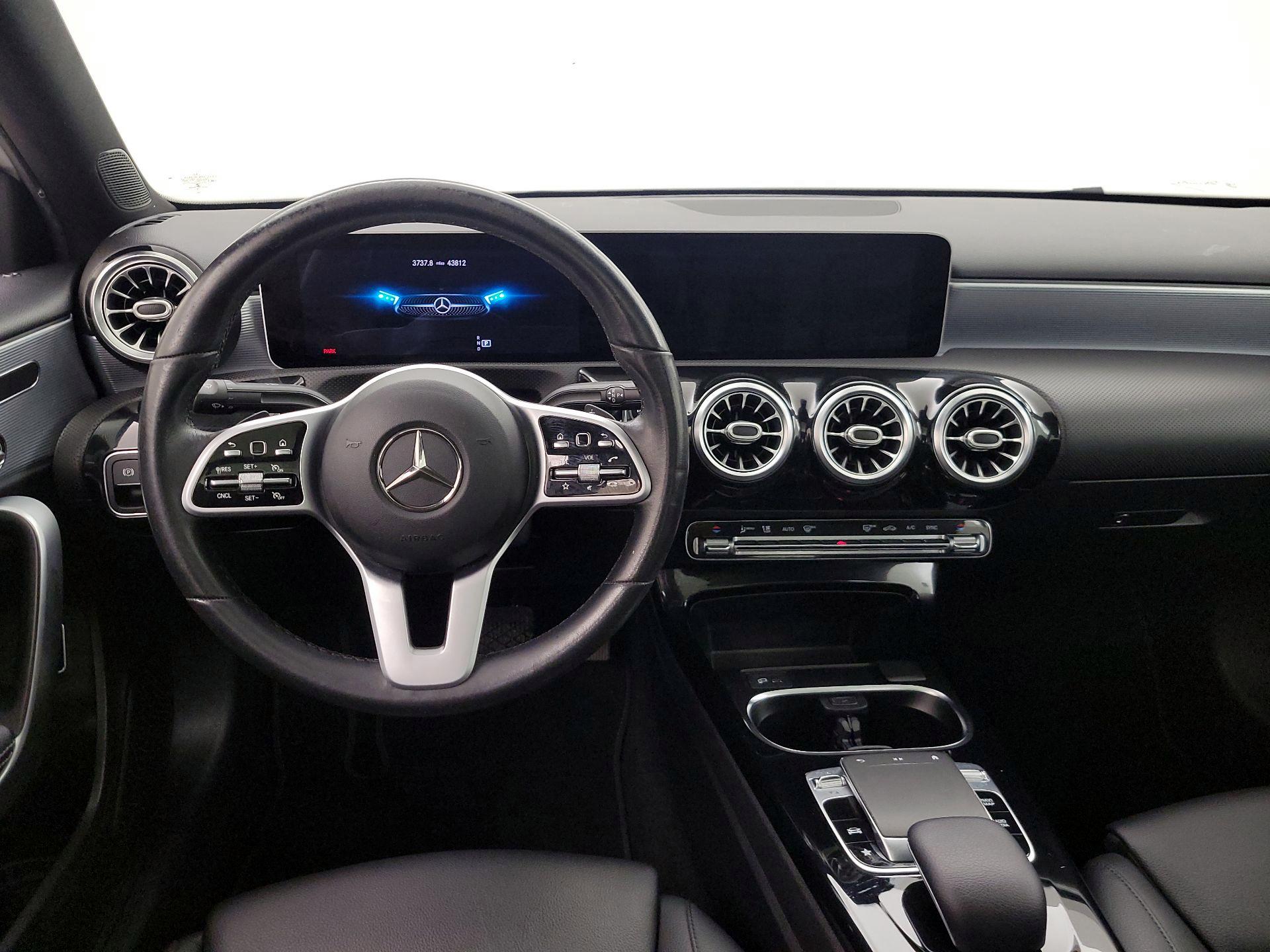 Thumbnail: 2020 Mercedes-Benz A-Class - 10