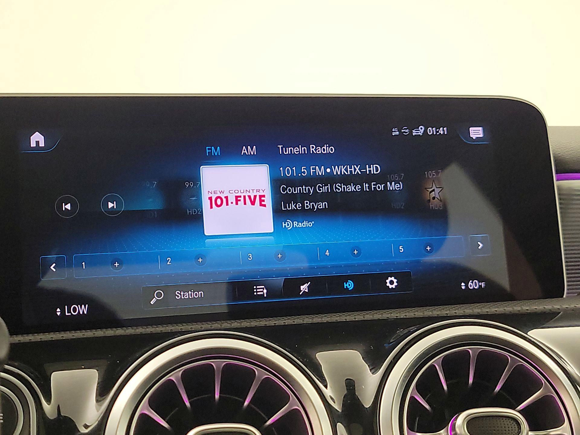 Thumbnail: 2020 Mercedes-Benz A-Class - 15