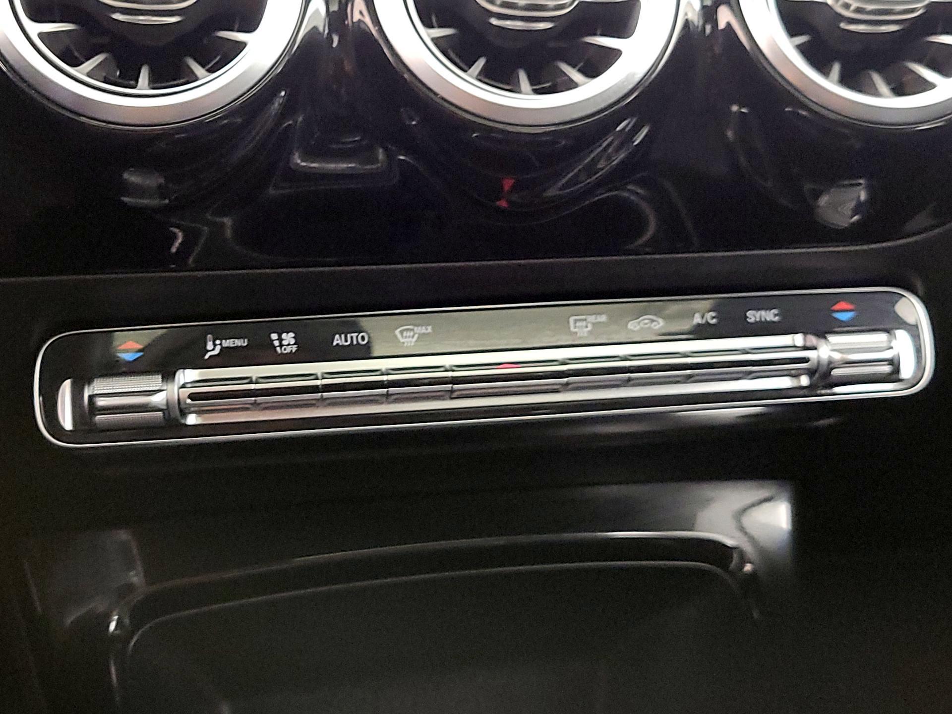 Thumbnail: 2020 Mercedes-Benz A-Class - 16