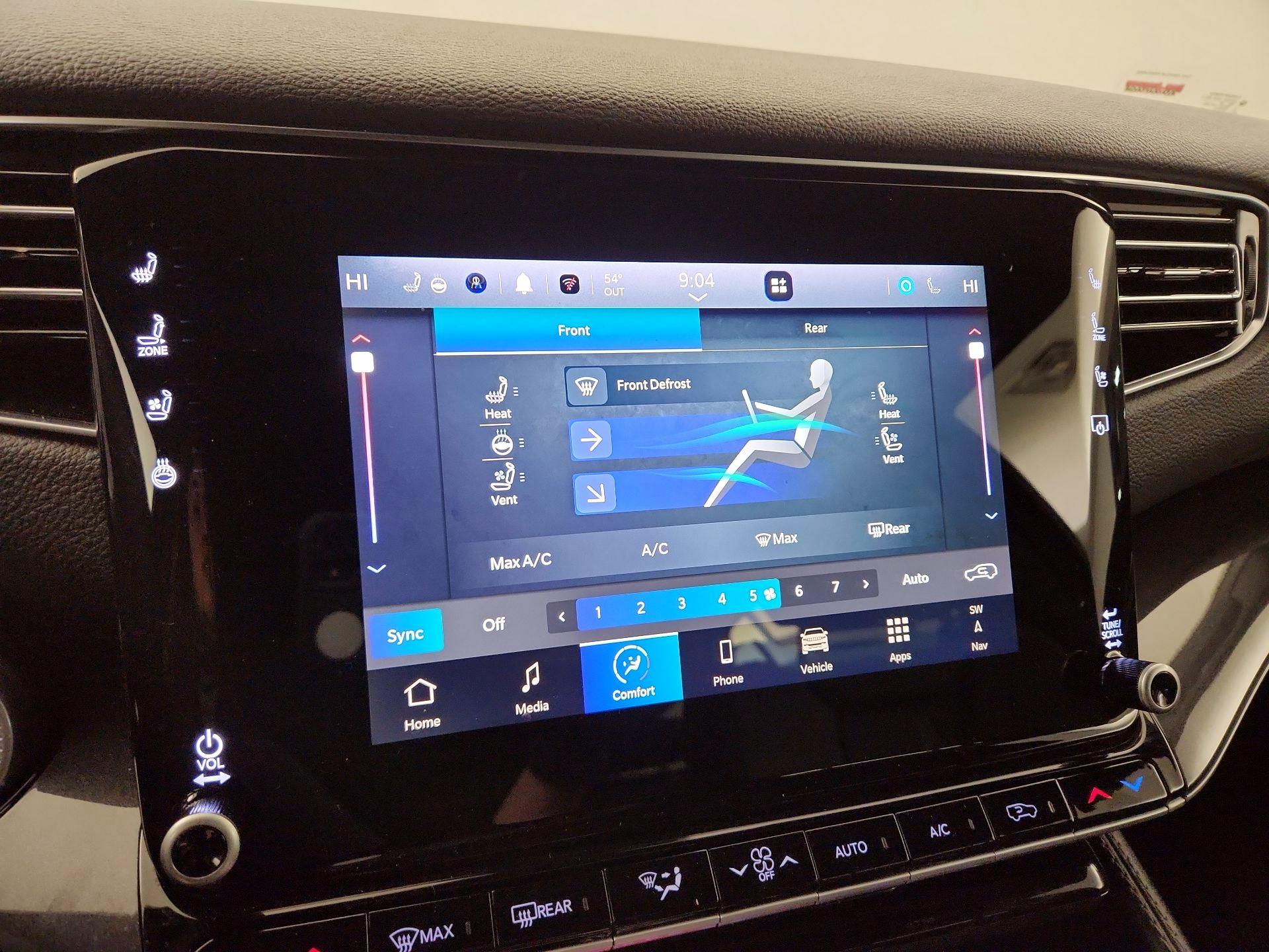 Thumbnail: 2024 Jeep Wagoneer - 17