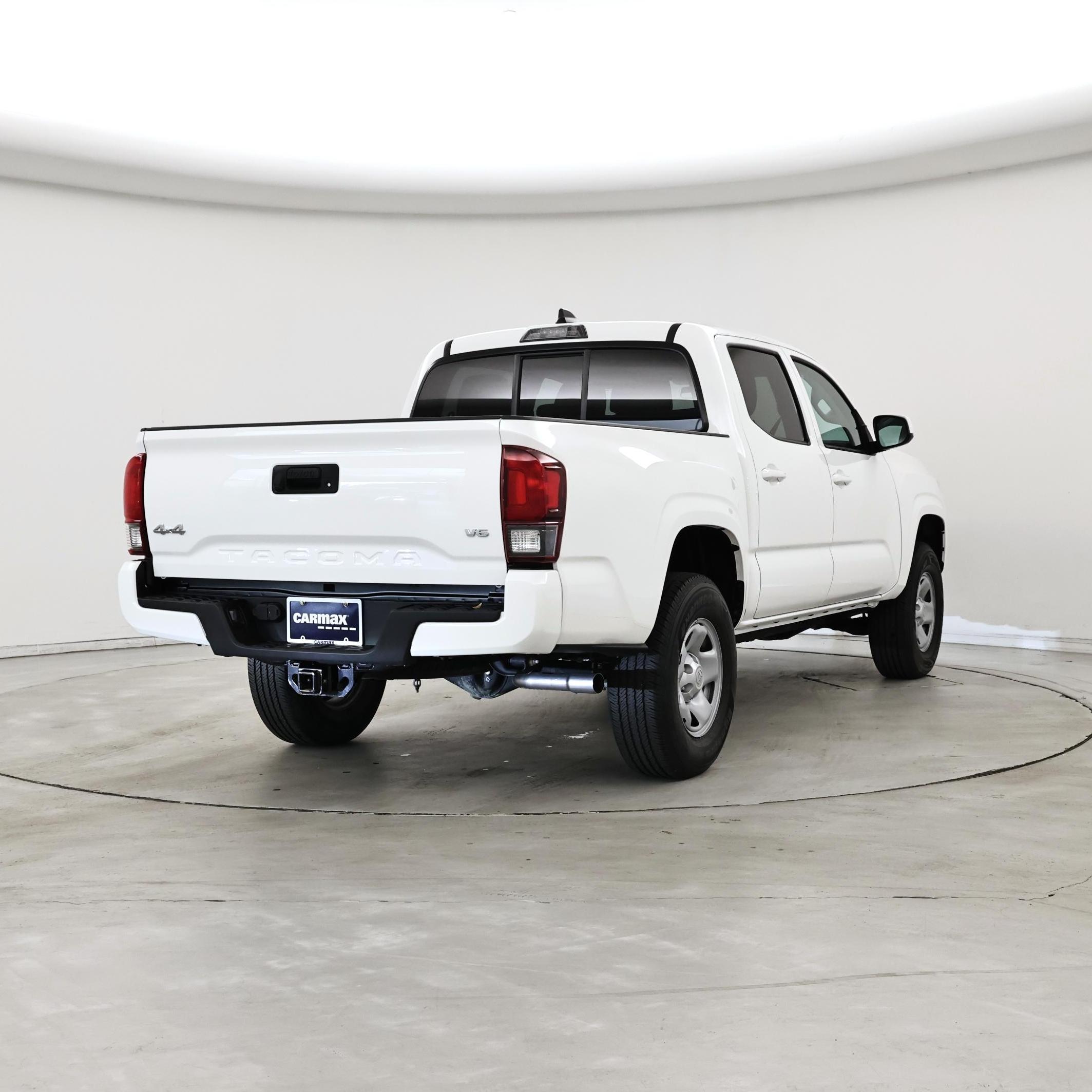 Thumbnail: 2023 Toyota Tacoma - 8