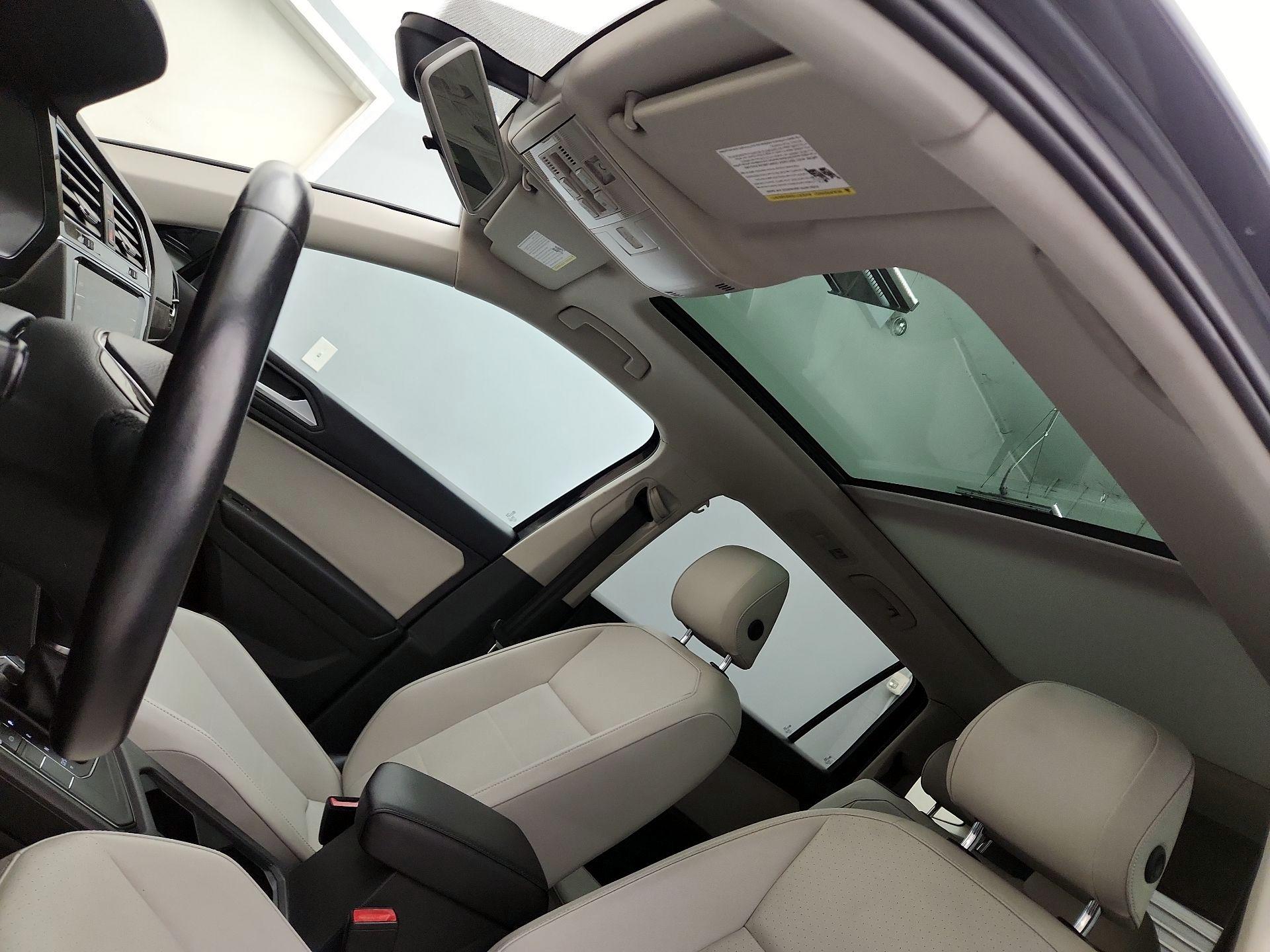 Thumbnail: 2019 Volkswagen Tiguan - 19