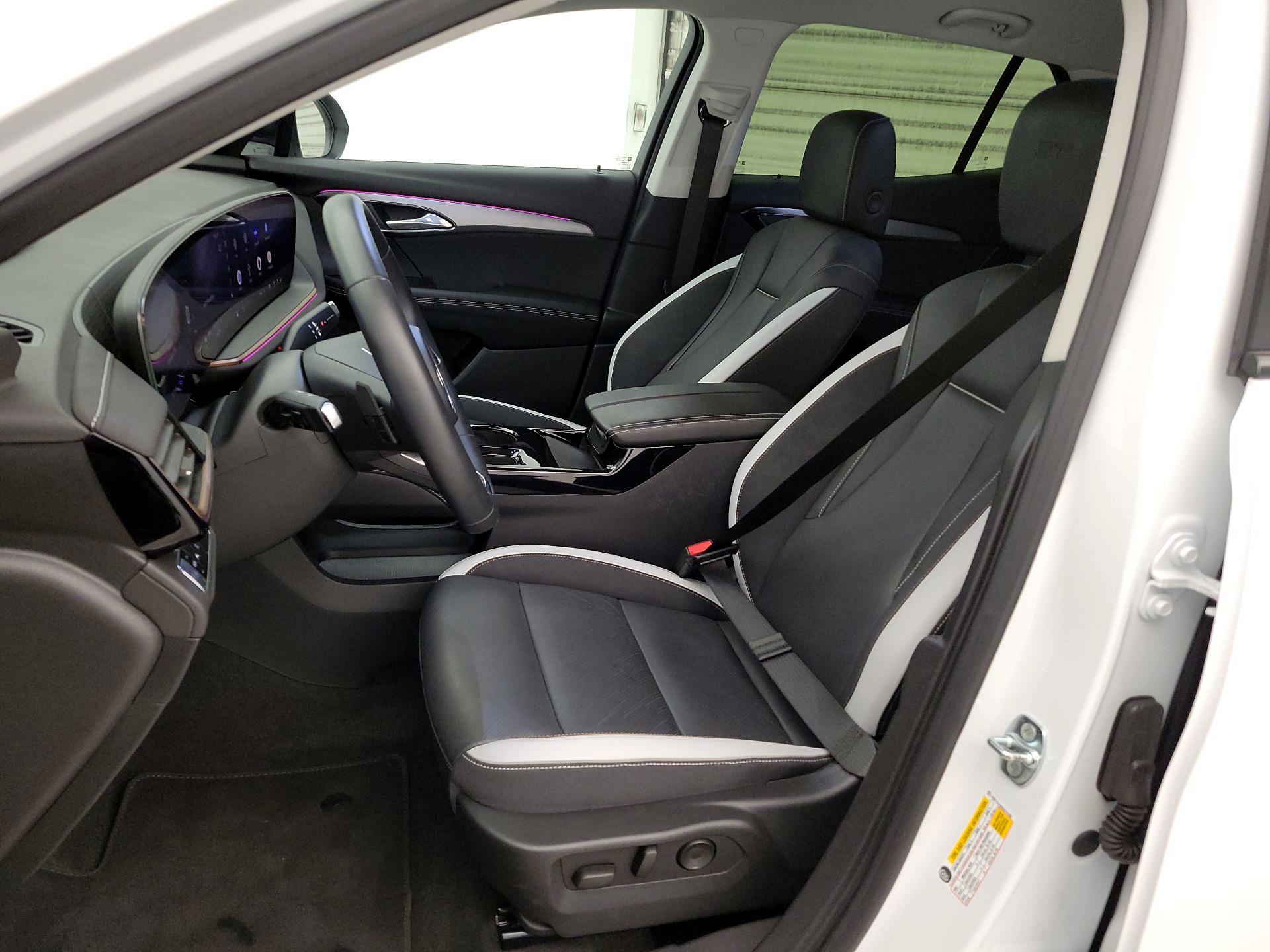 Thumbnail: 2025 Buick Envision - 11