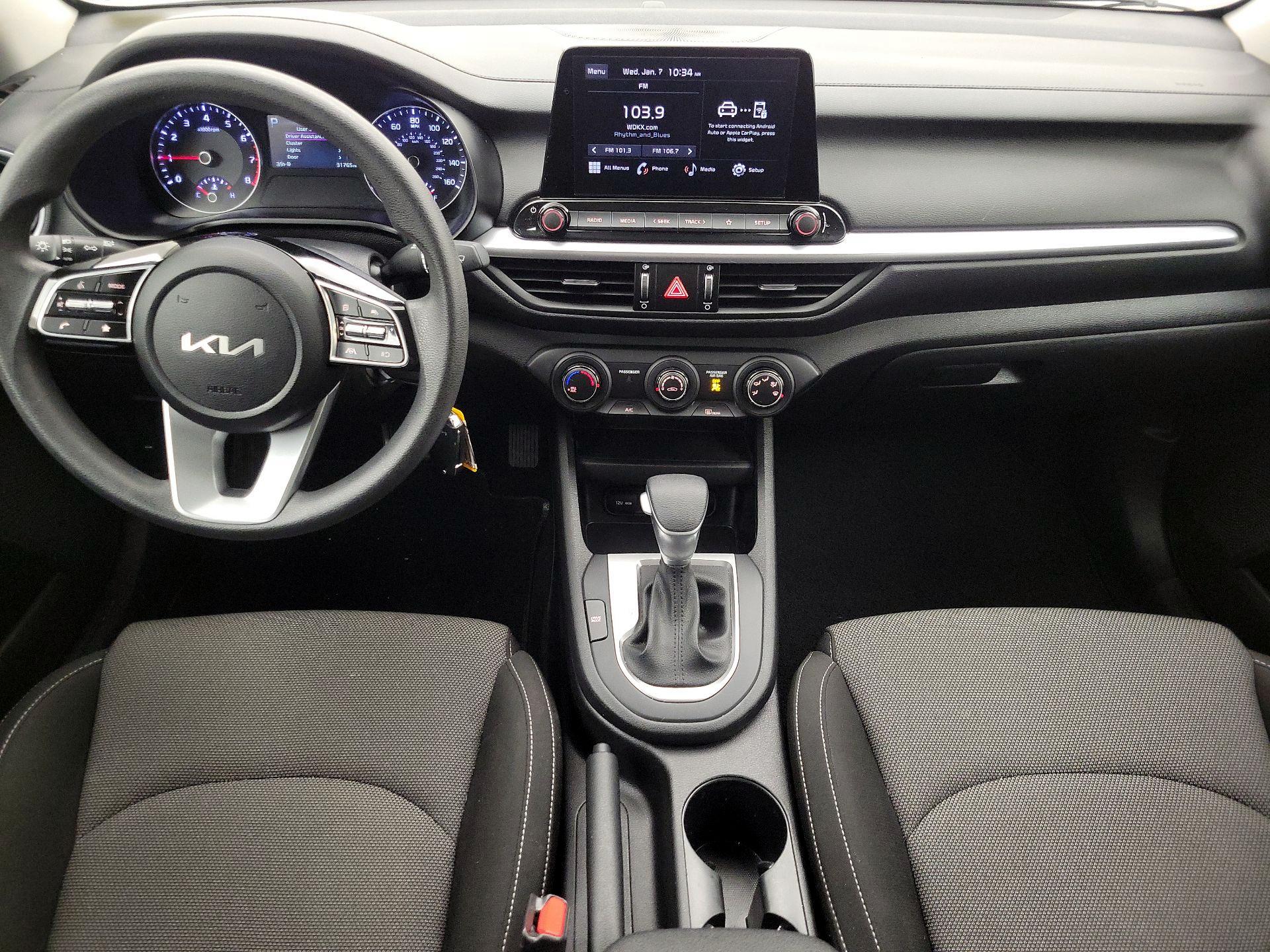 Thumbnail: 2023 Kia Forte - 9