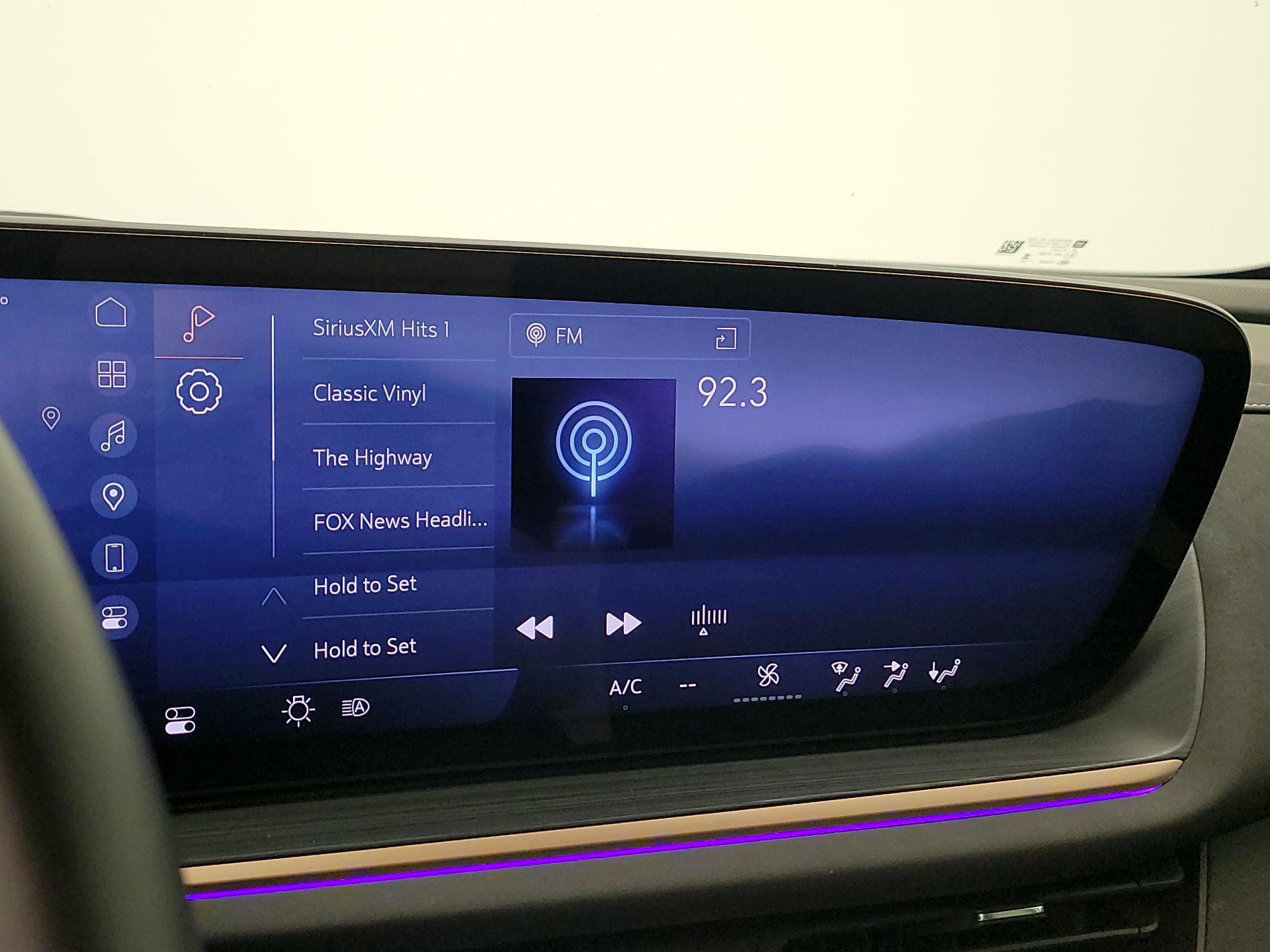 Thumbnail: 2025 Buick Envision - 15