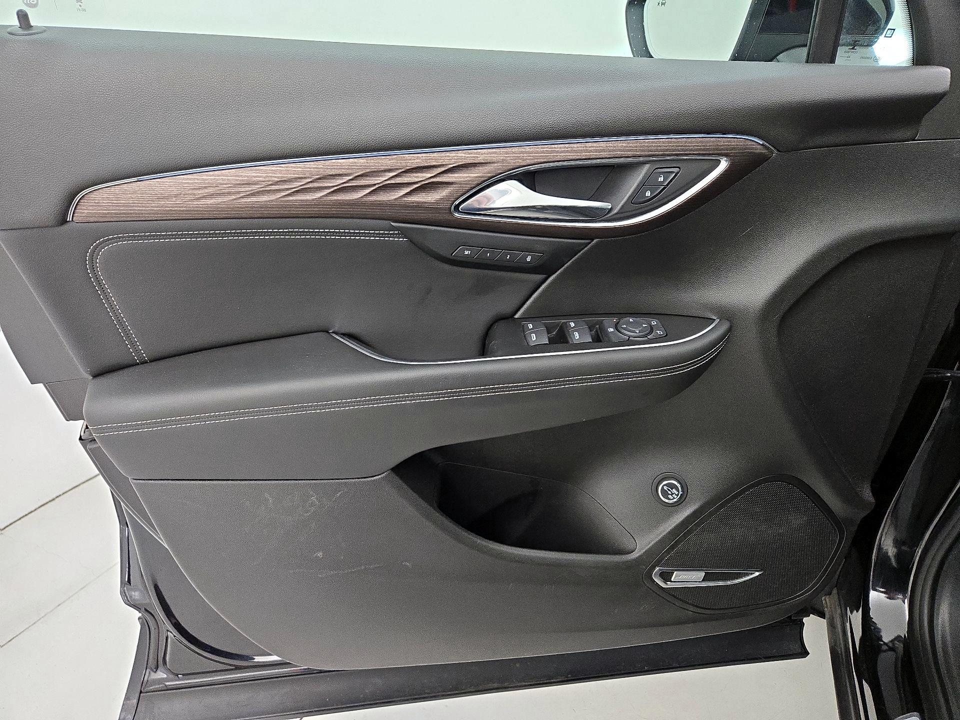 Thumbnail: 2023 Buick Envision - 12