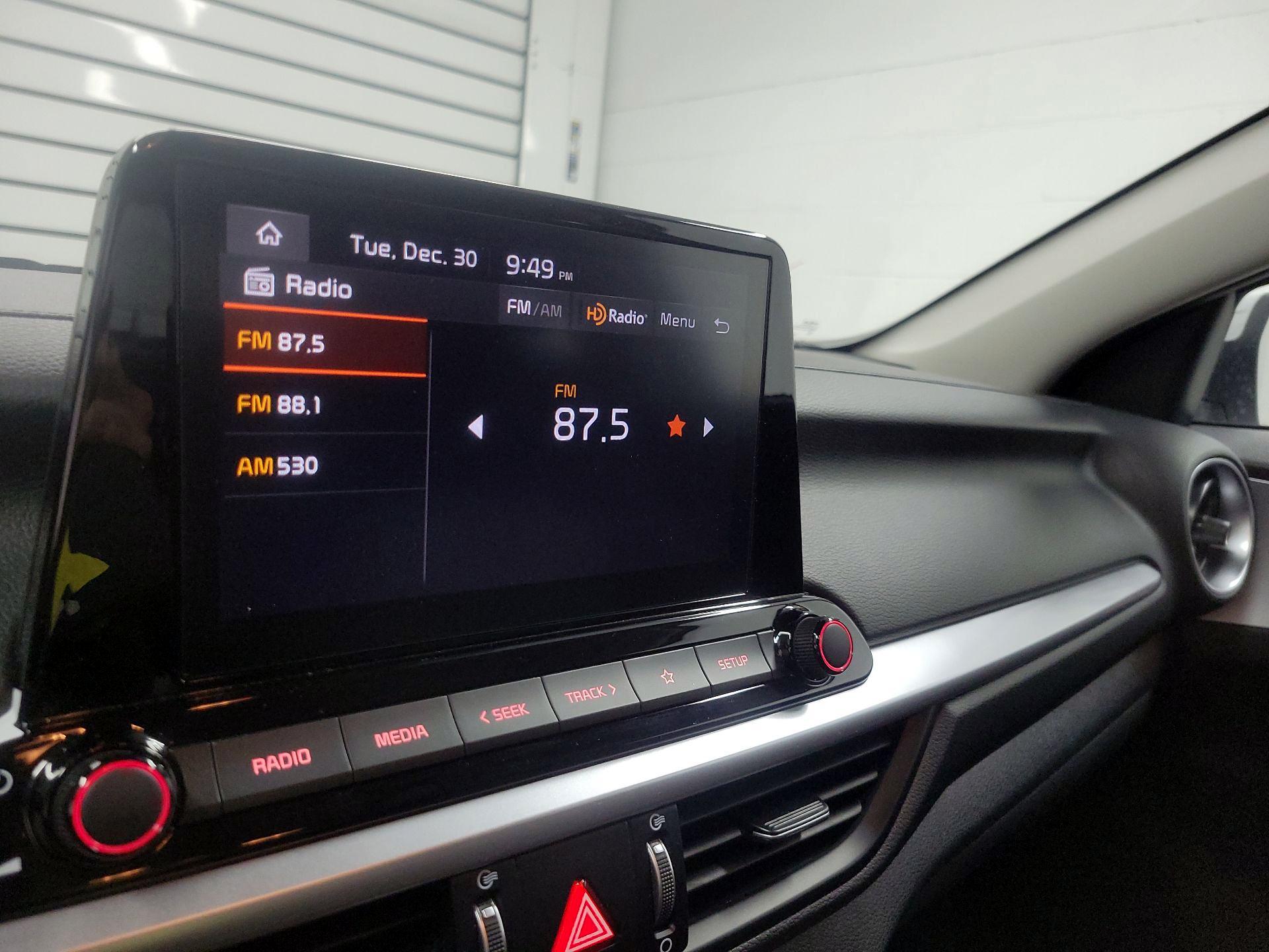 Thumbnail: 2023 Kia Forte - 15