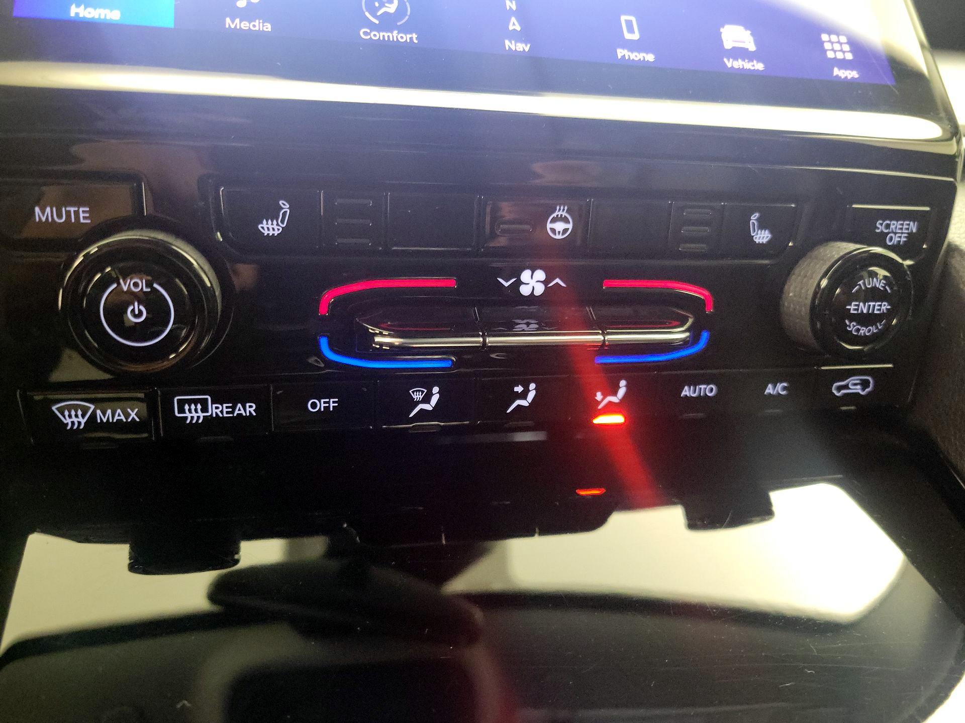 Thumbnail: 2022 Jeep Grand Cherokee - 15