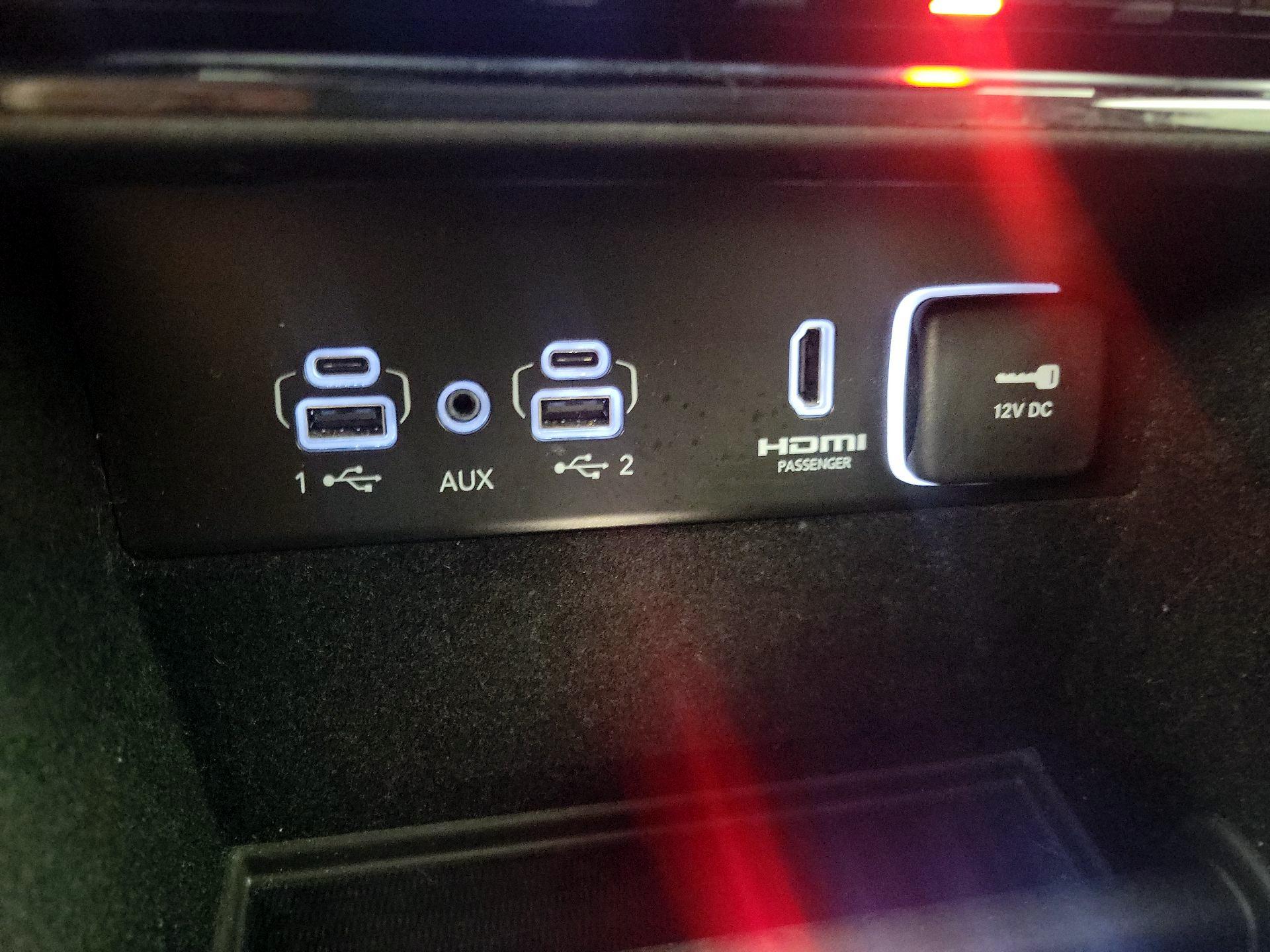 Thumbnail: 2022 Jeep Grand Cherokee - 17