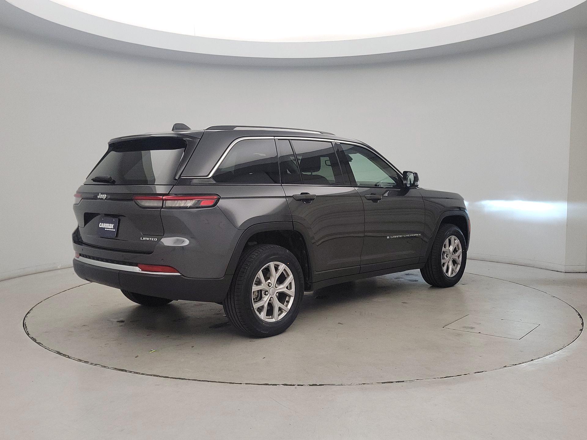 Thumbnail: 2022 Jeep Grand Cherokee - 5