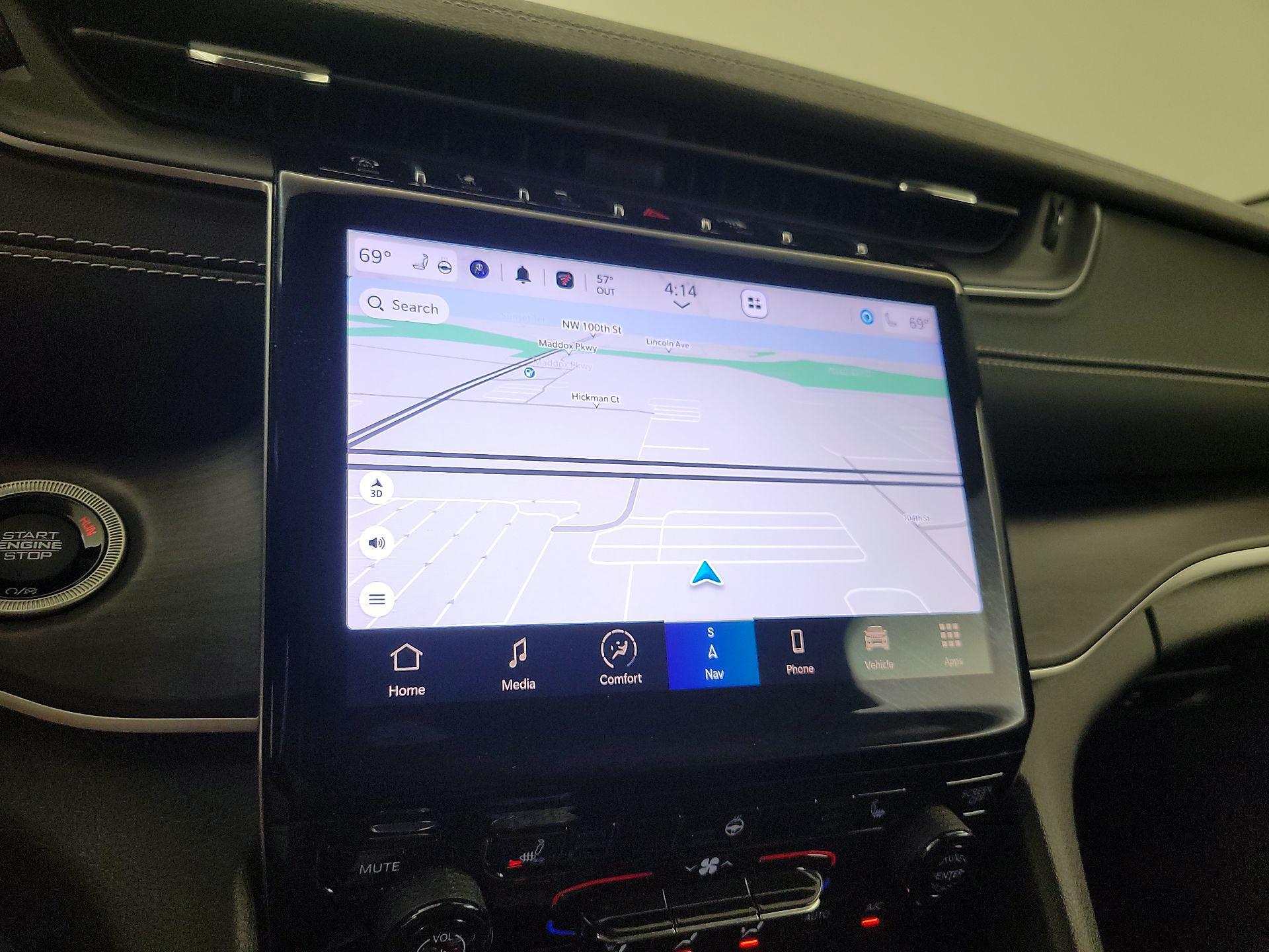 Thumbnail: 2023 Jeep Grand Cherokee - 14