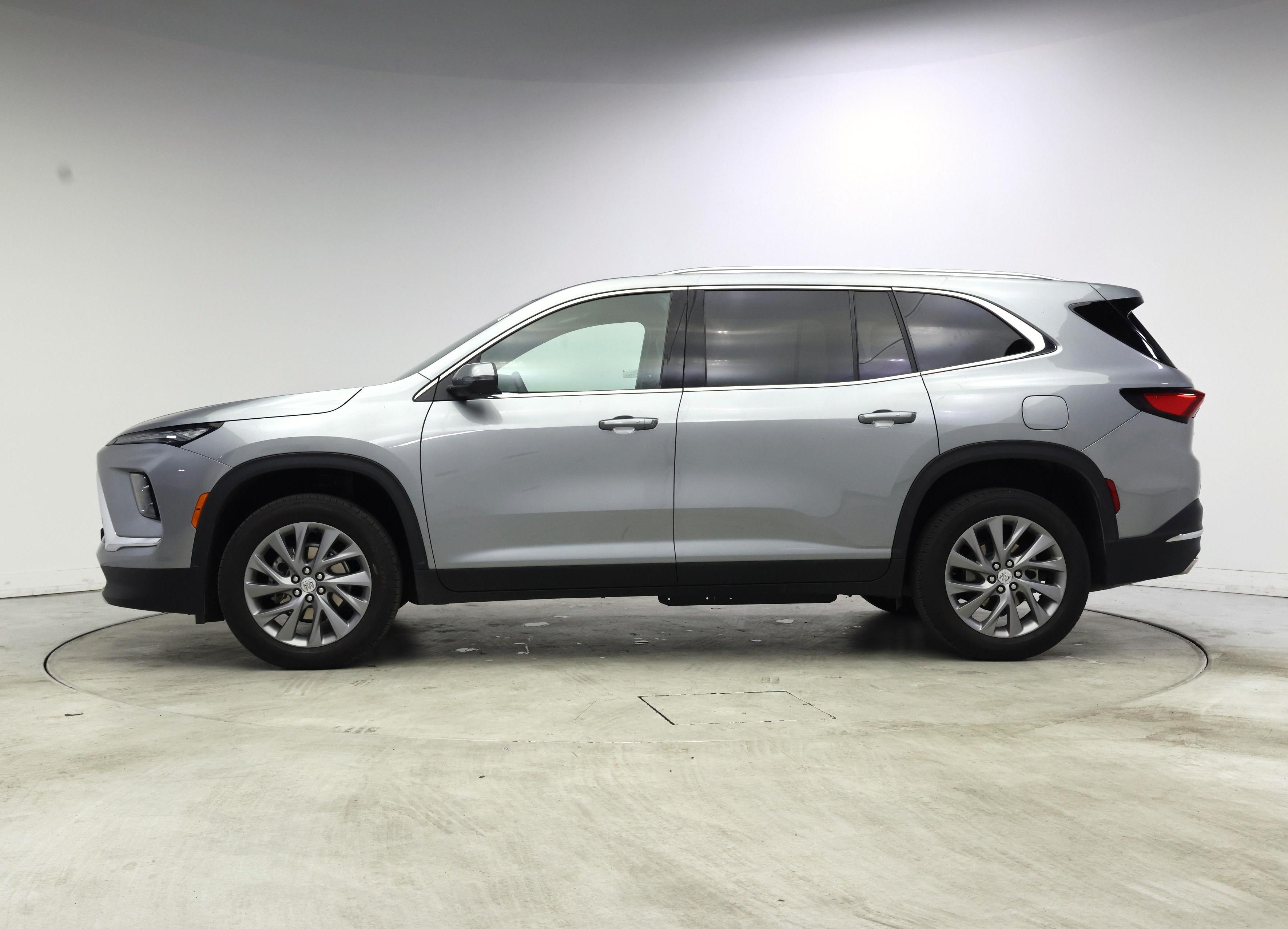 Thumbnail: 2025 Buick Enclave - 3