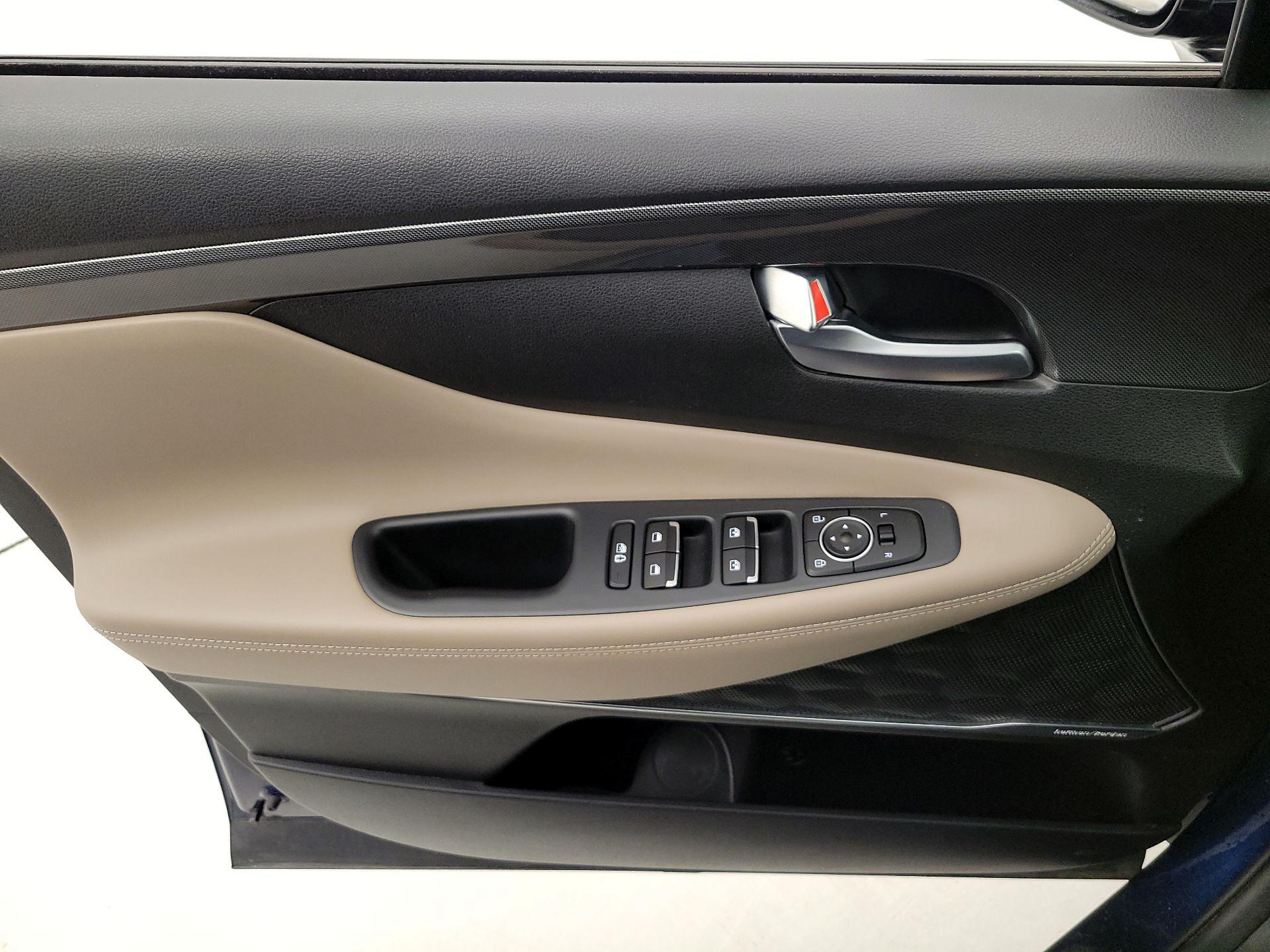 Thumbnail: 2023 Hyundai Santa Fe - 12