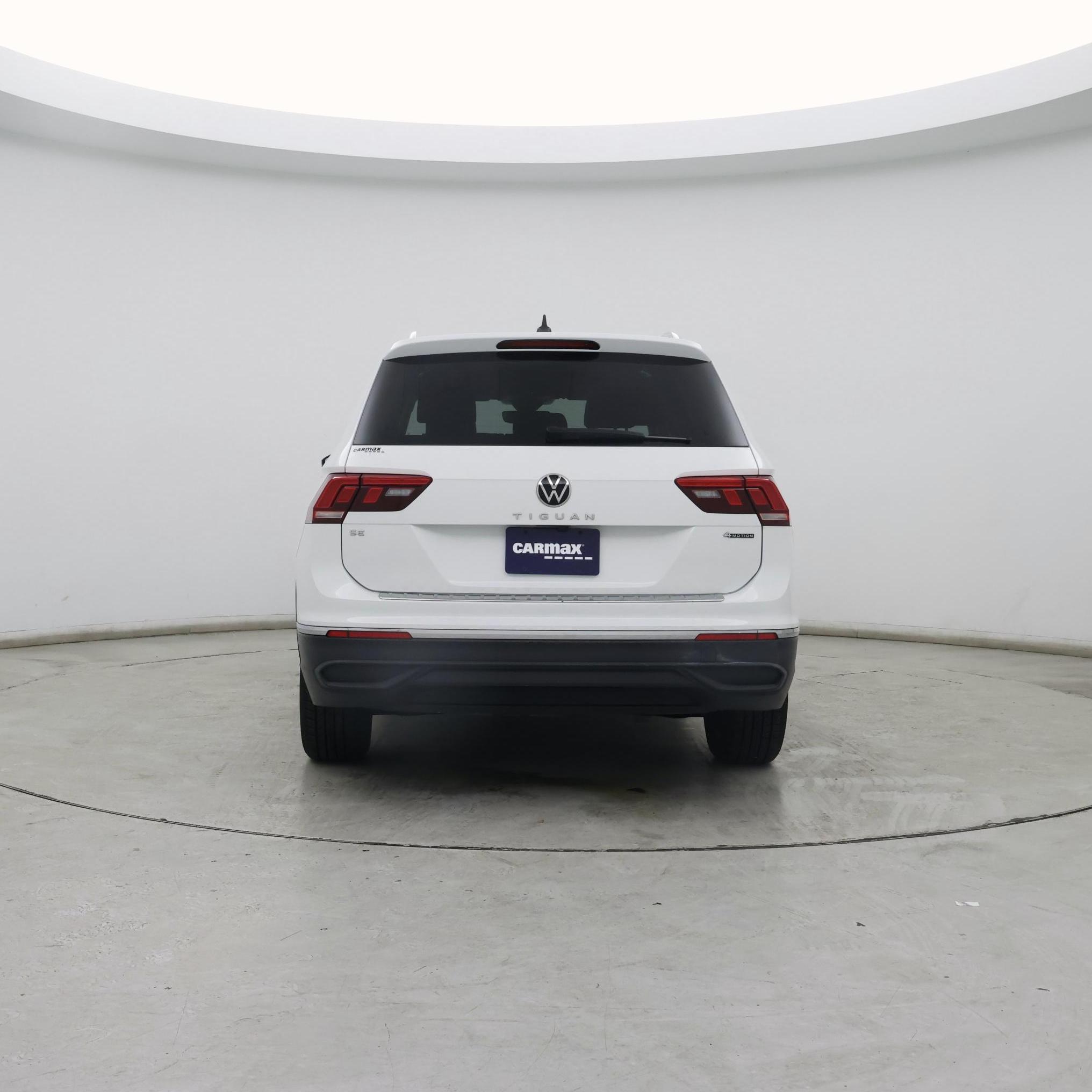 Thumbnail: 2022 Volkswagen Tiguan - 6