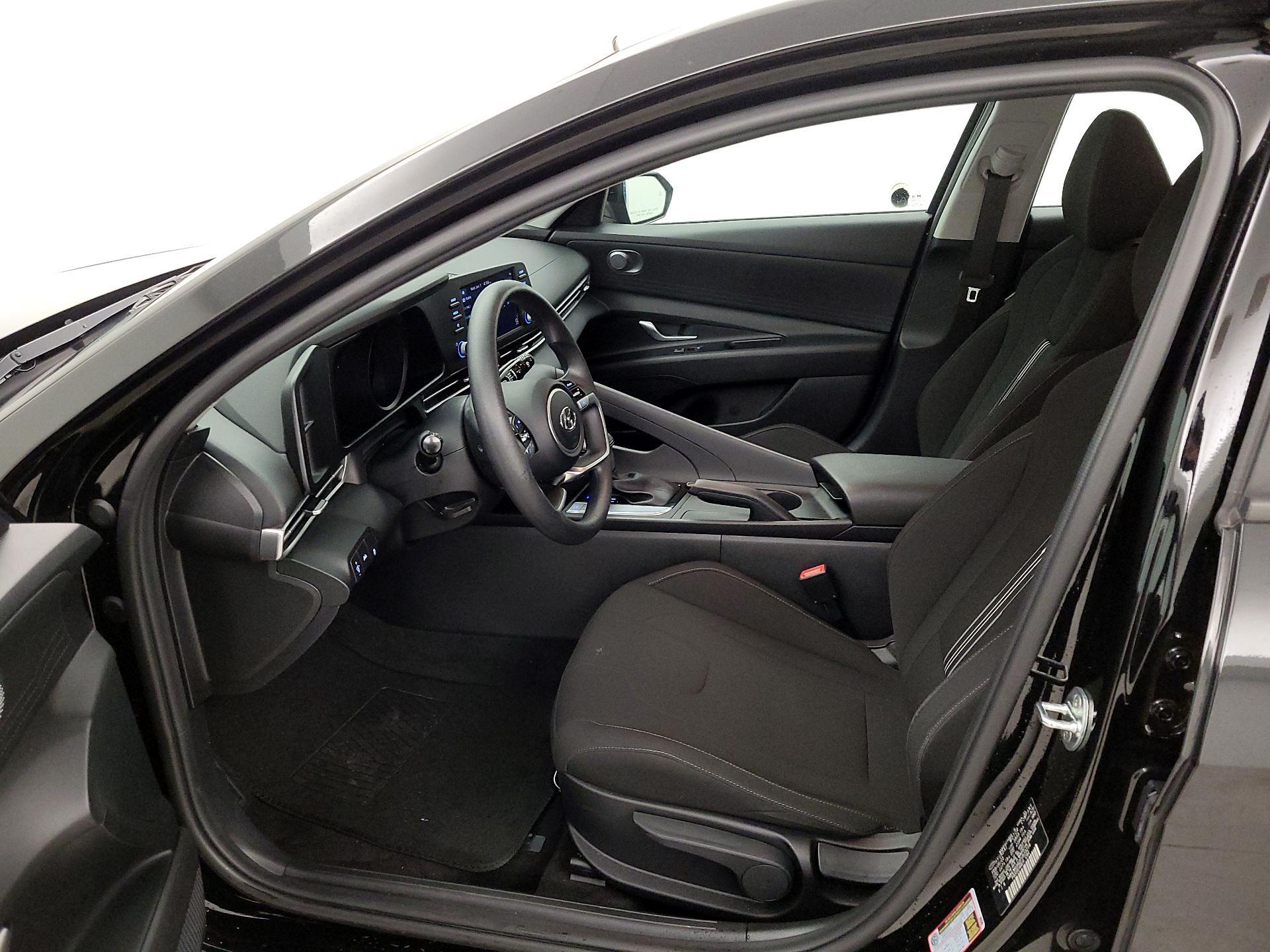 Thumbnail: 2023 Hyundai Elantra - 11