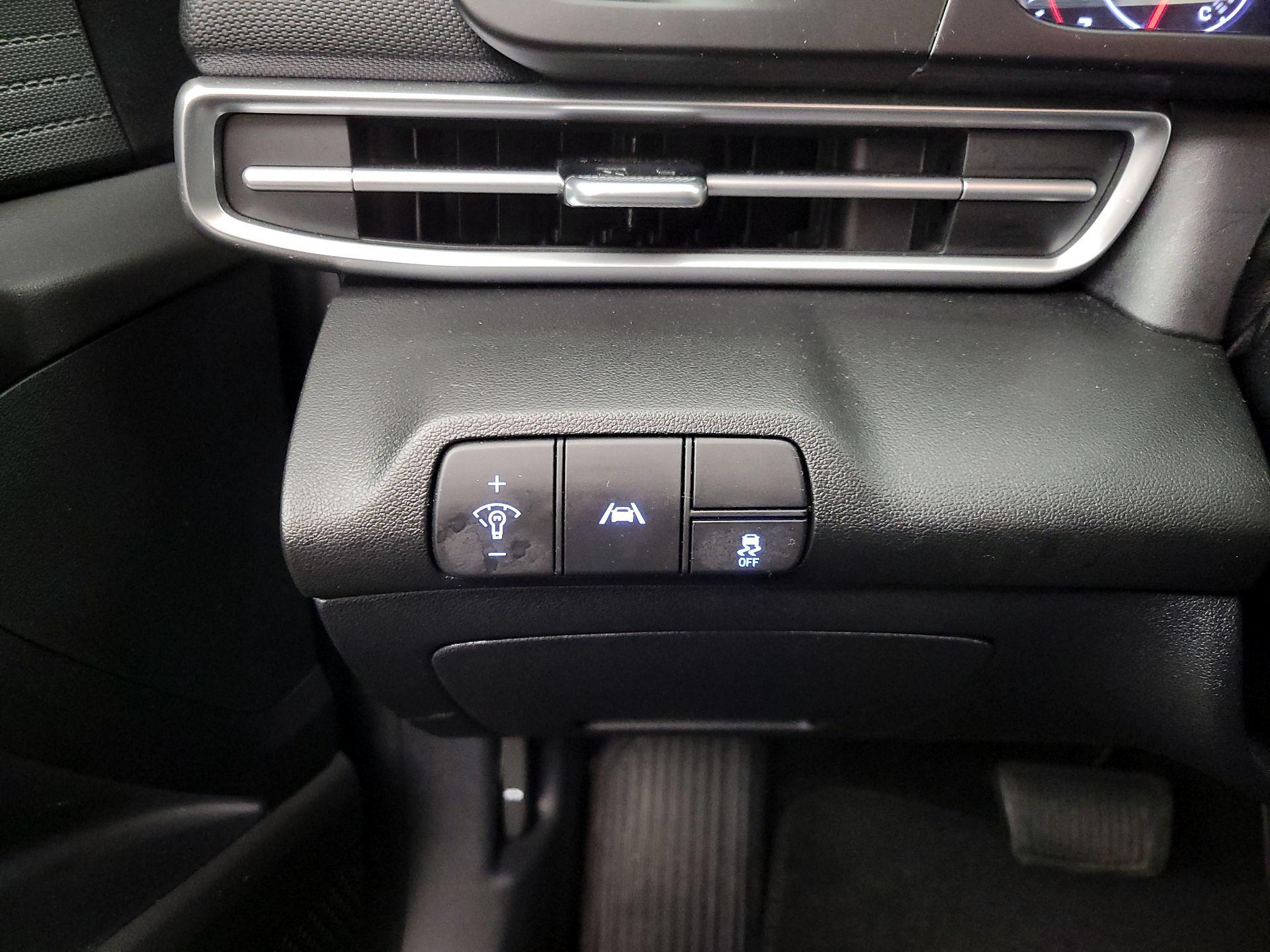 Thumbnail: 2023 Hyundai Elantra - 13