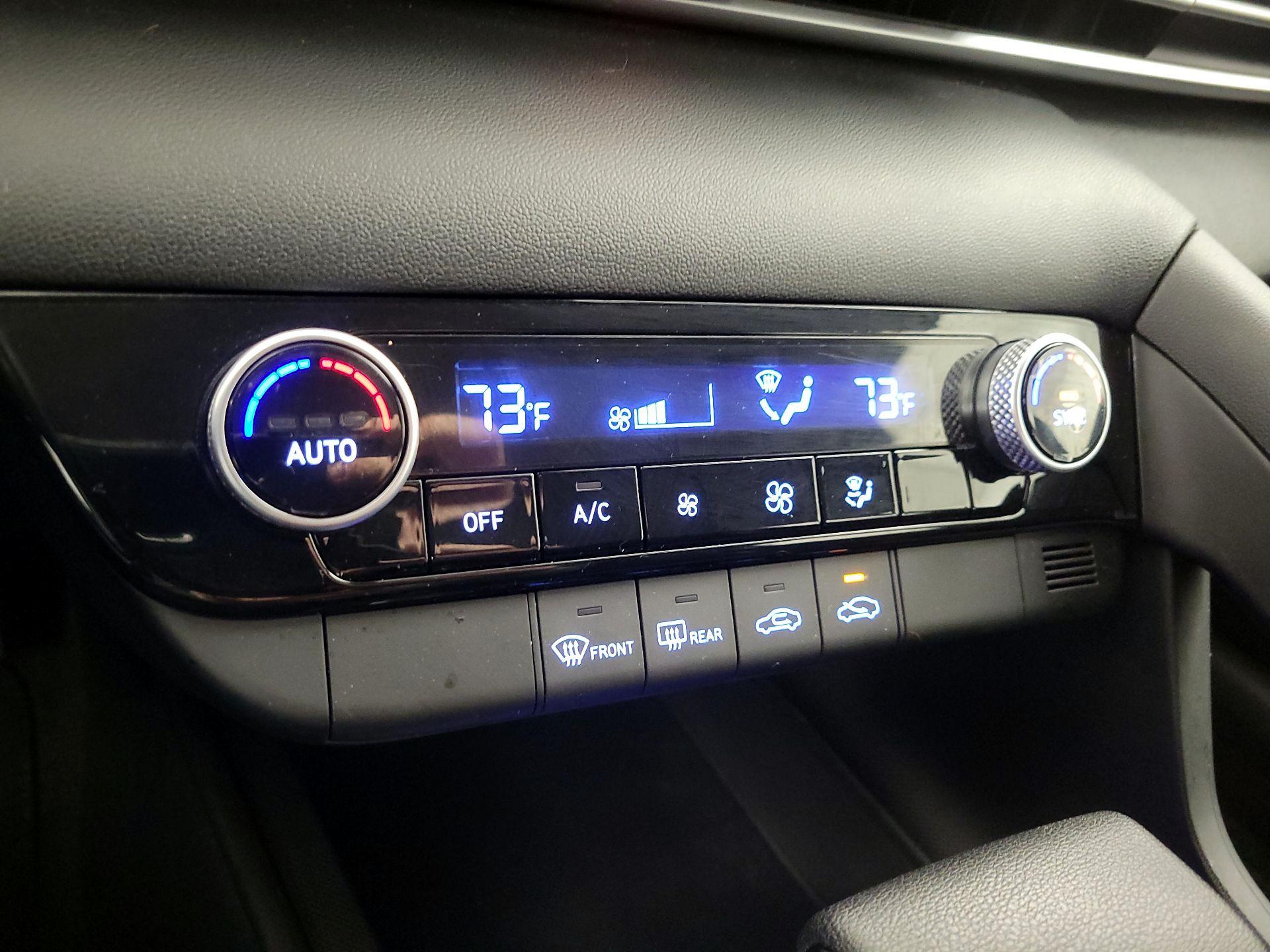 Thumbnail: 2023 Hyundai Elantra - 16