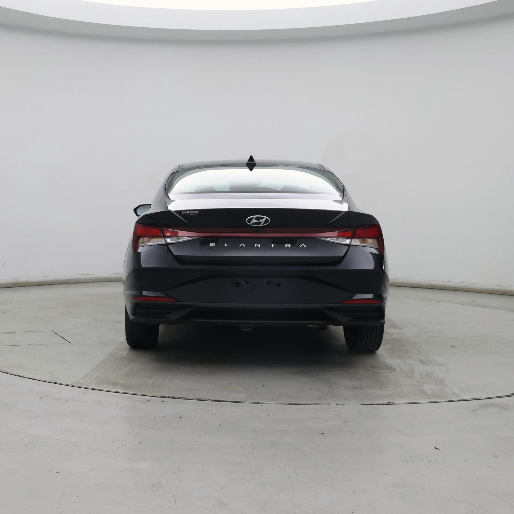 Thumbnail: 2023 Hyundai Elantra - 6