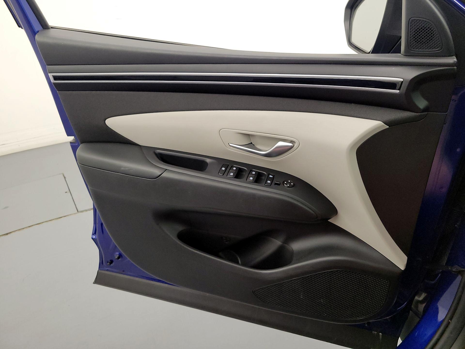 Thumbnail: 2023 Hyundai Tucson - 12